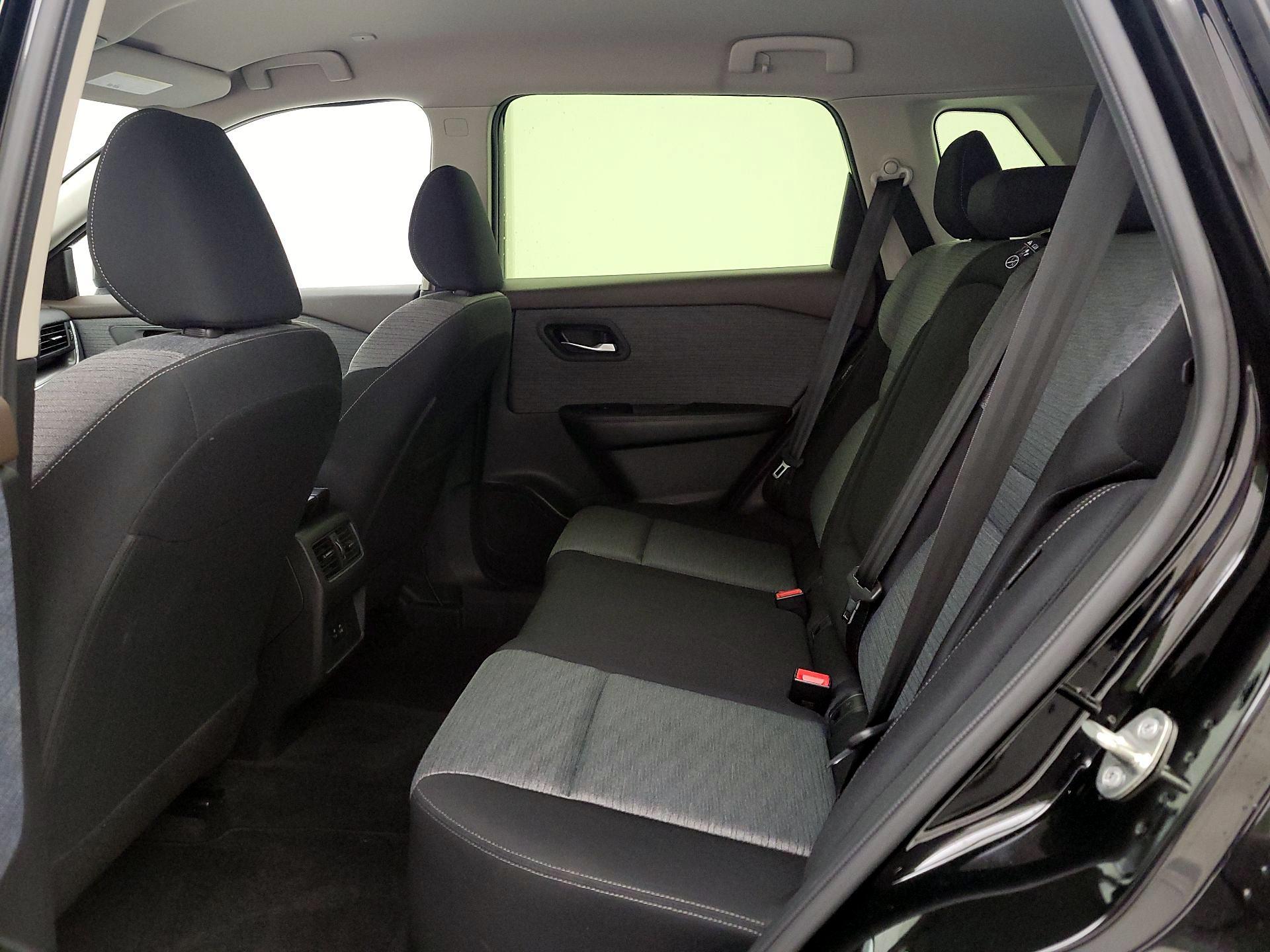 Thumbnail: 2023 Nissan Rogue - 19