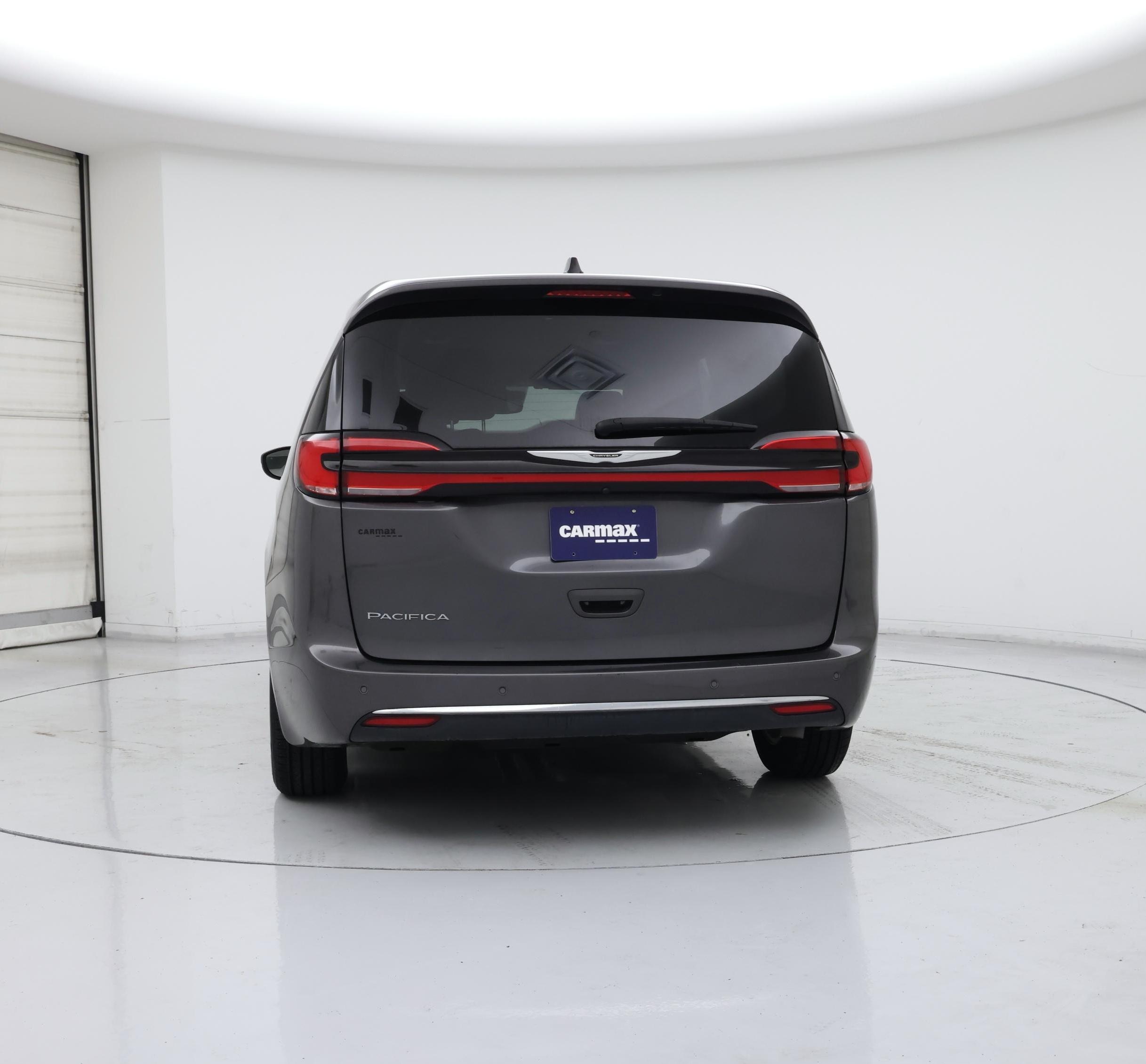 Thumbnail: 2023 Chrysler Pacifica - 6