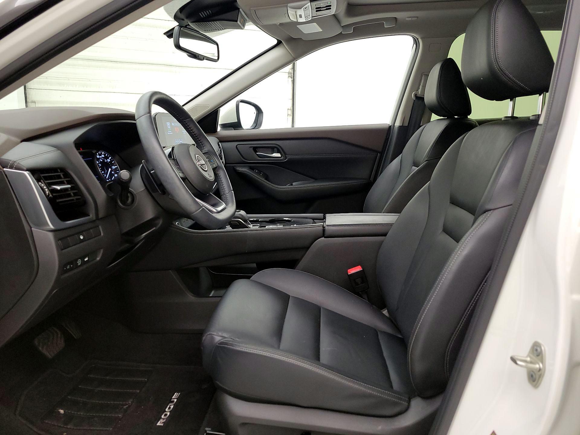 Thumbnail: 2023 Nissan Rogue - 11