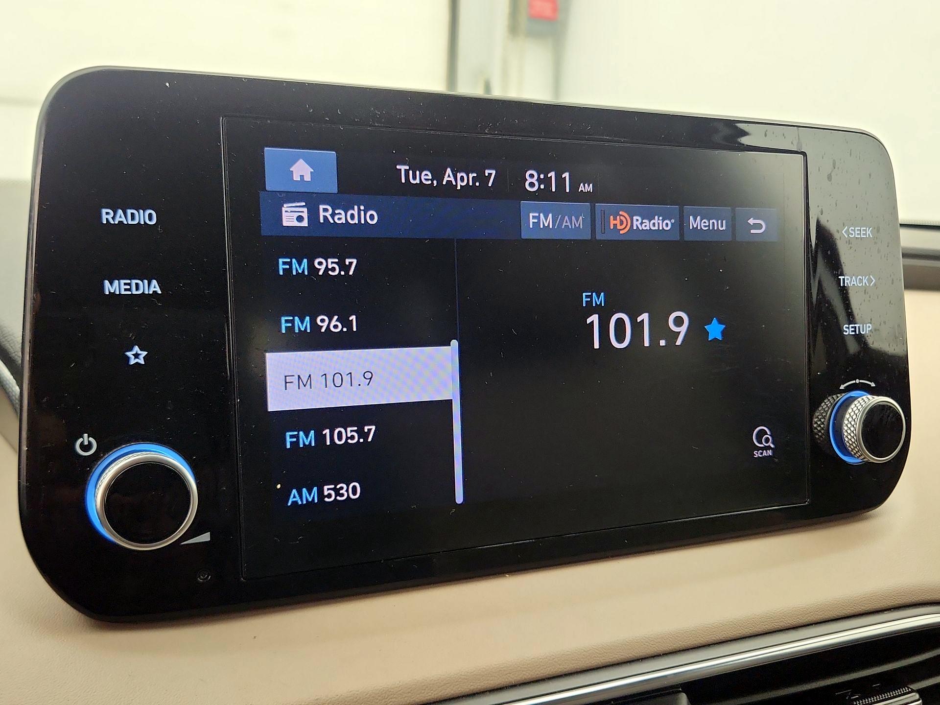 Thumbnail: 2023 Hyundai Santa Fe - 15