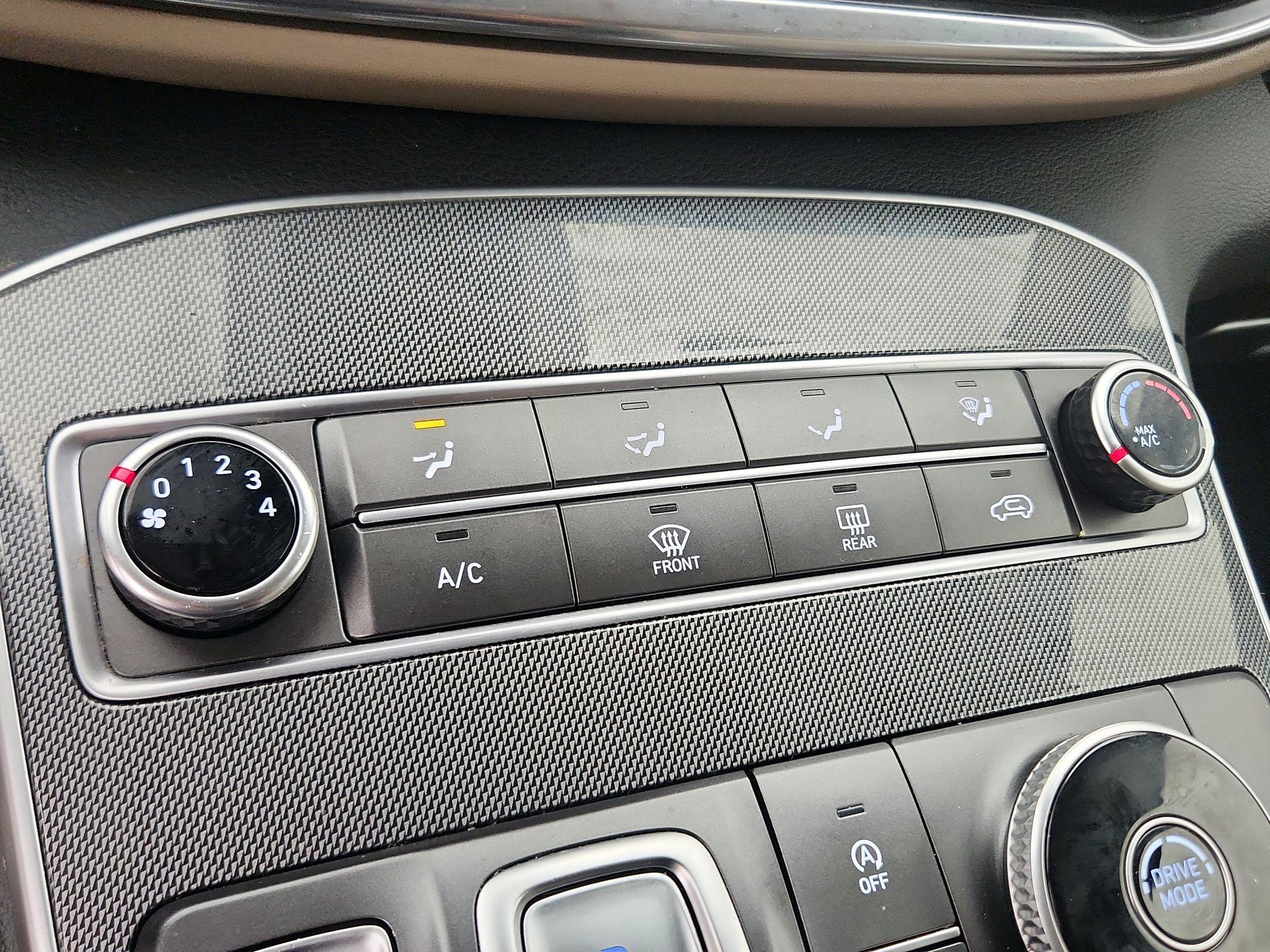 Thumbnail: 2023 Hyundai Santa Fe - 16