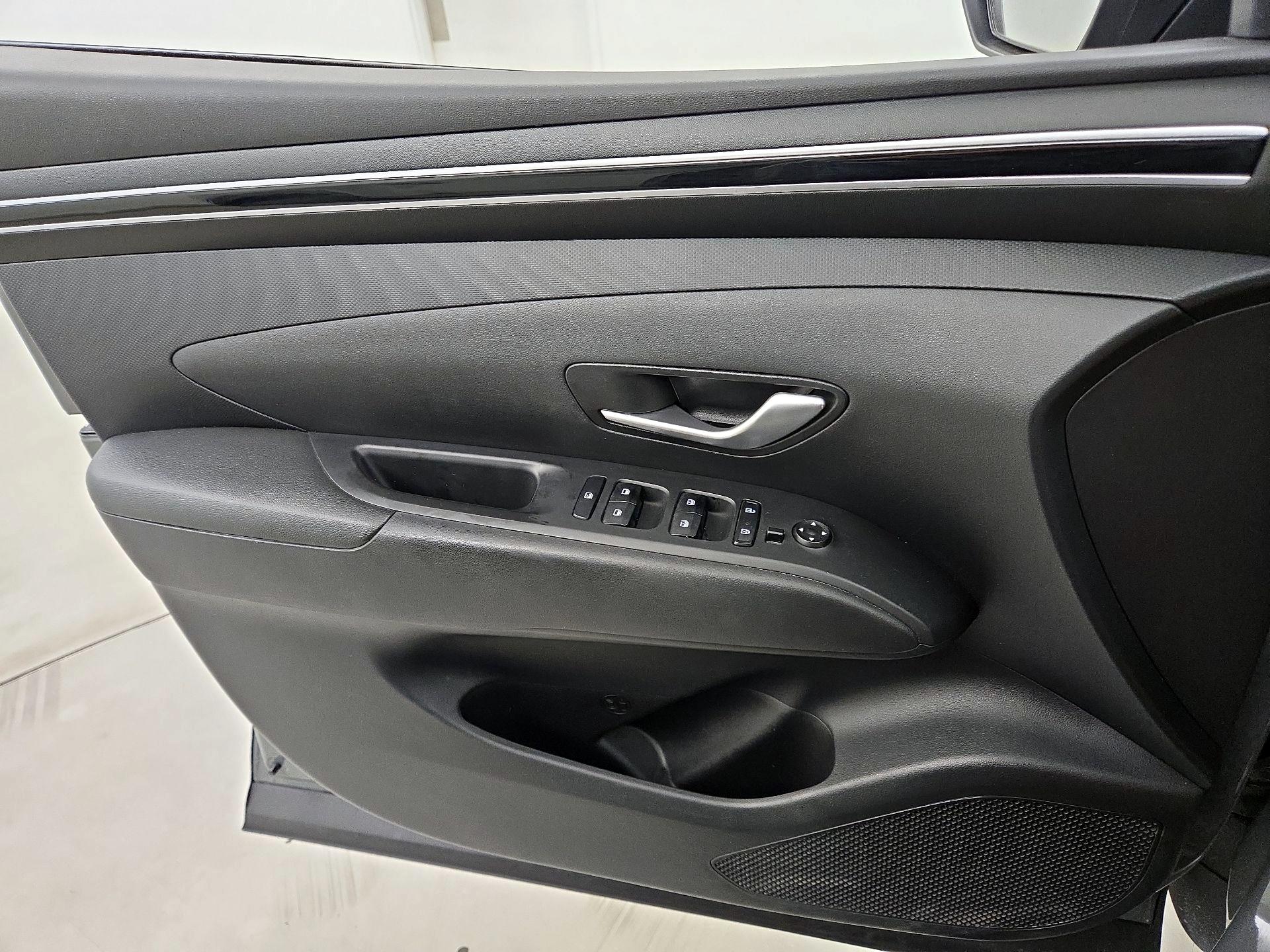 Thumbnail: 2023 Hyundai Santa Cruz - 12