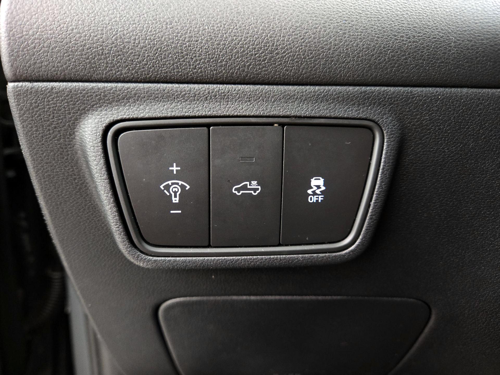 Thumbnail: 2023 Hyundai Santa Cruz - 13