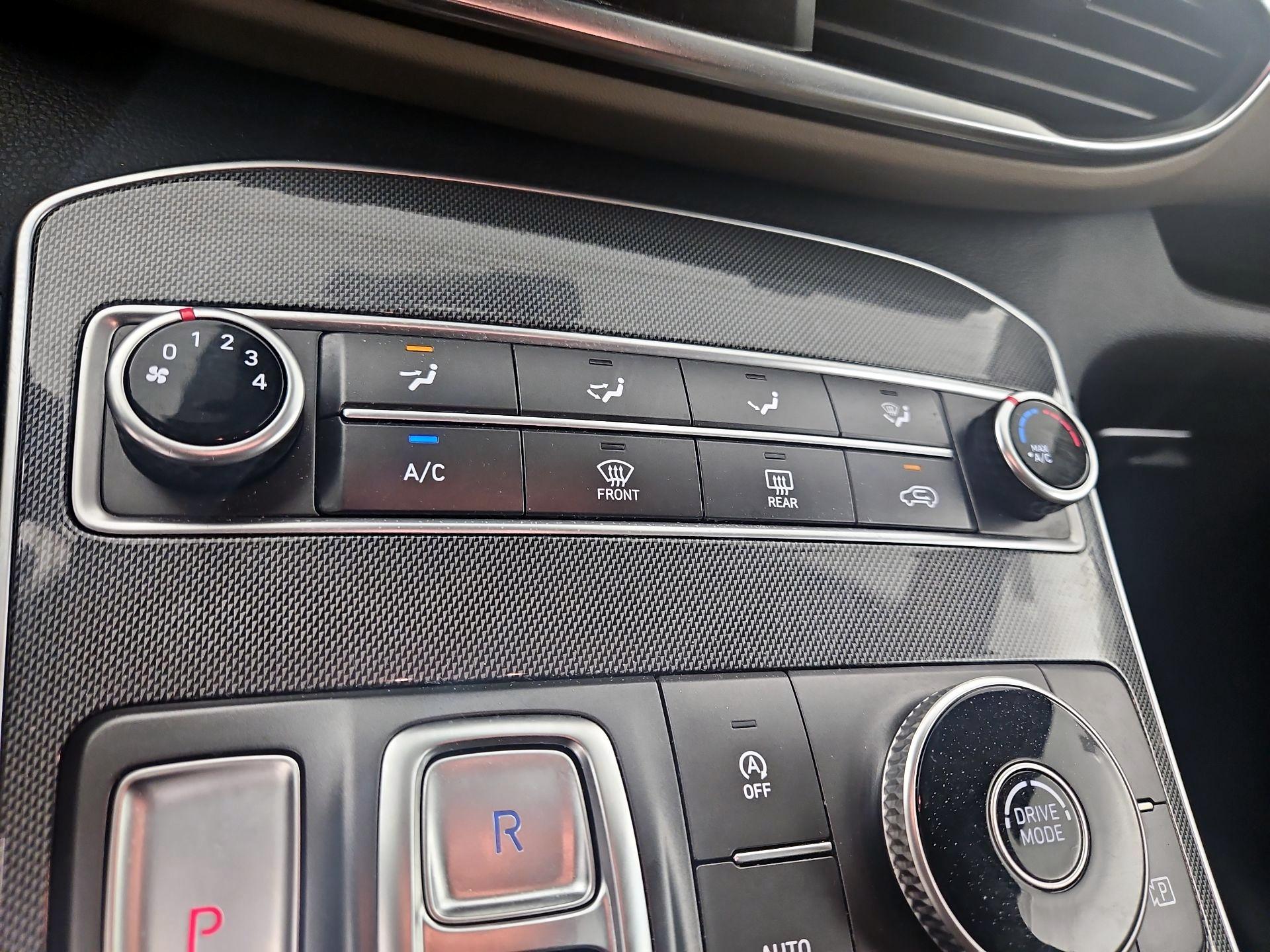 Thumbnail: 2022 Hyundai Santa Fe - 16