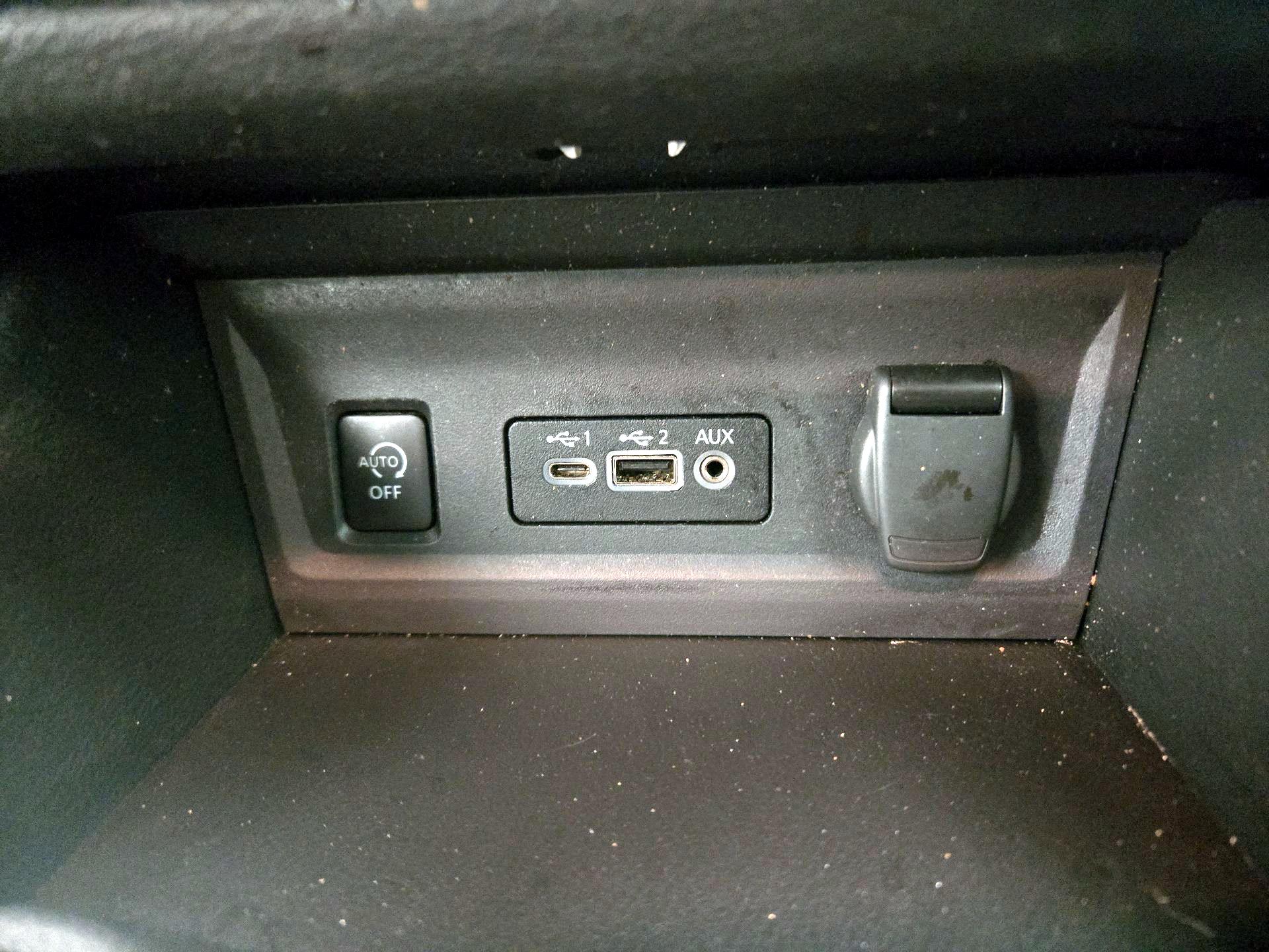 Thumbnail: 2024 Nissan Sentra - 18