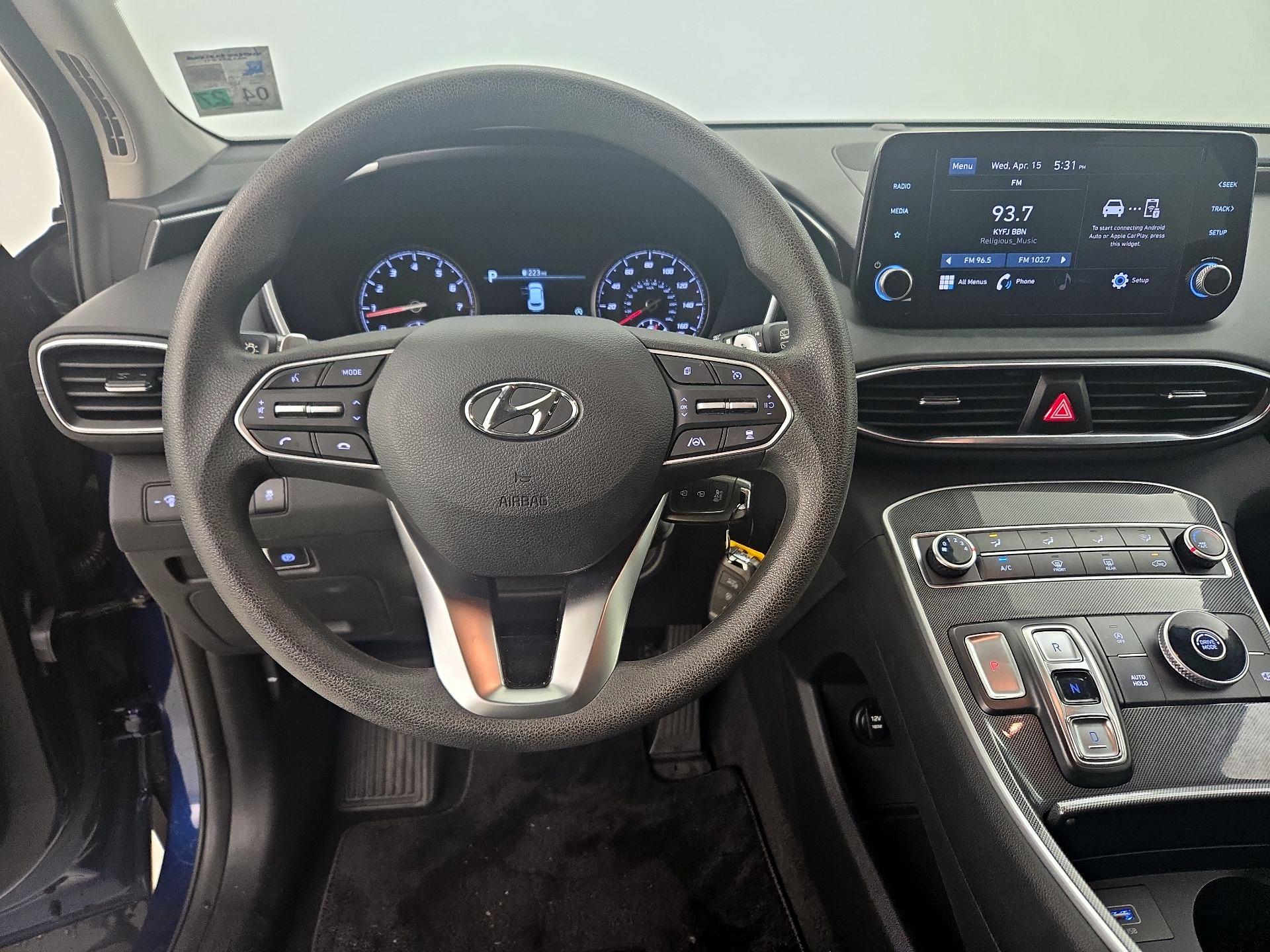 Thumbnail: 2023 Hyundai Santa Fe - 10