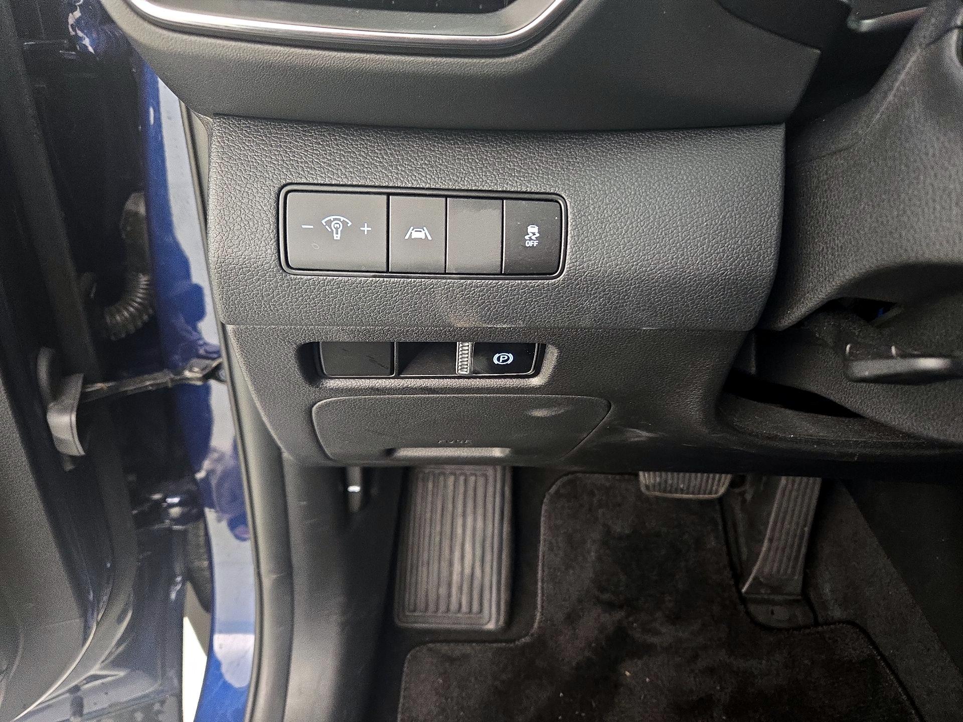 Thumbnail: 2023 Hyundai Santa Fe - 13