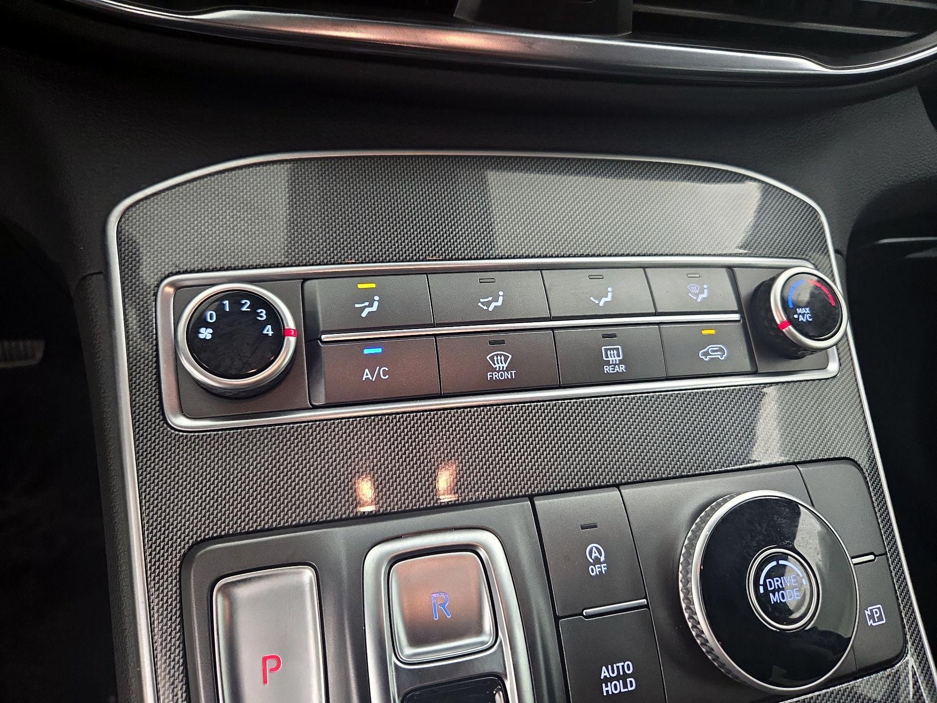 Thumbnail: 2023 Hyundai Santa Fe - 16