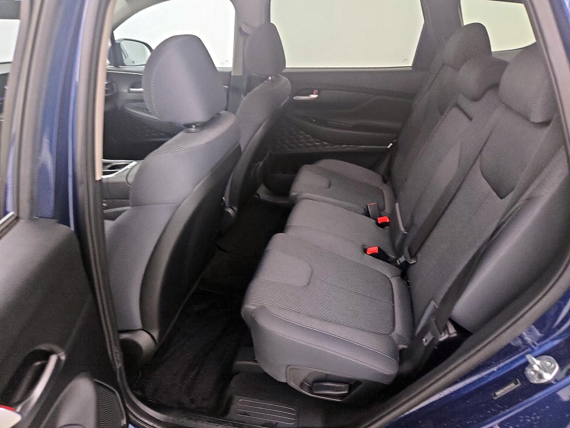 Thumbnail: 2023 Hyundai Santa Fe - 19