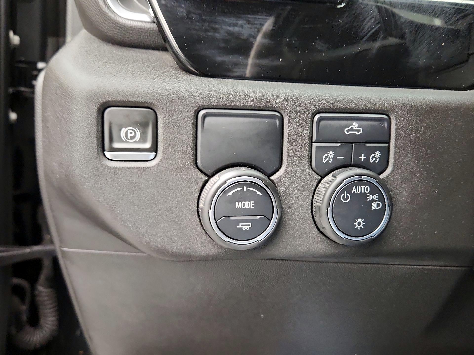 Thumbnail: 2022 Chevrolet Silverado 1500 - 13