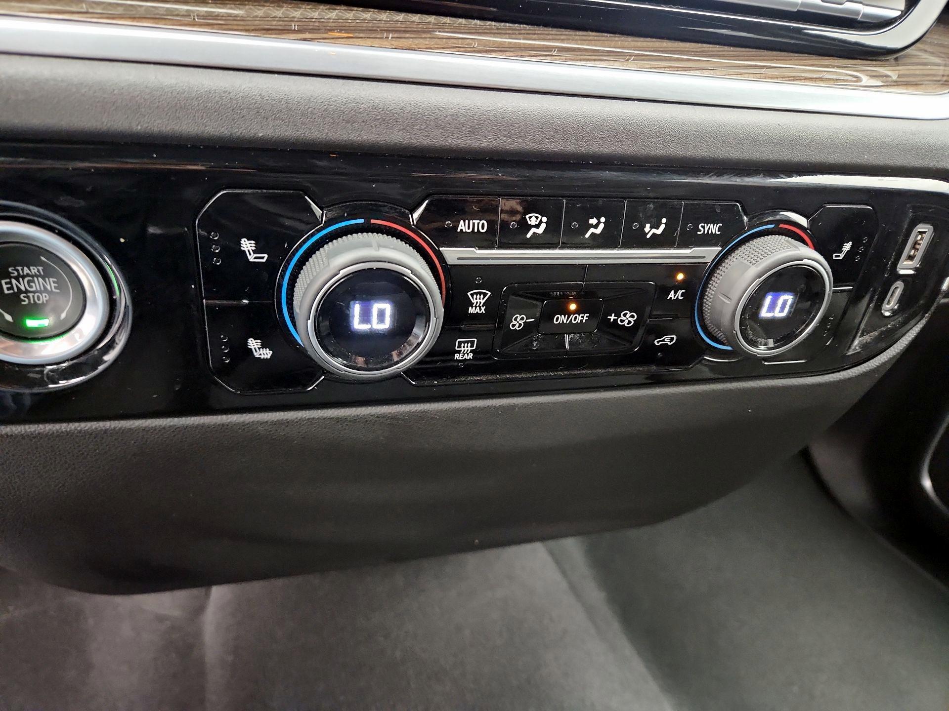 Thumbnail: 2022 Chevrolet Silverado 1500 - 17