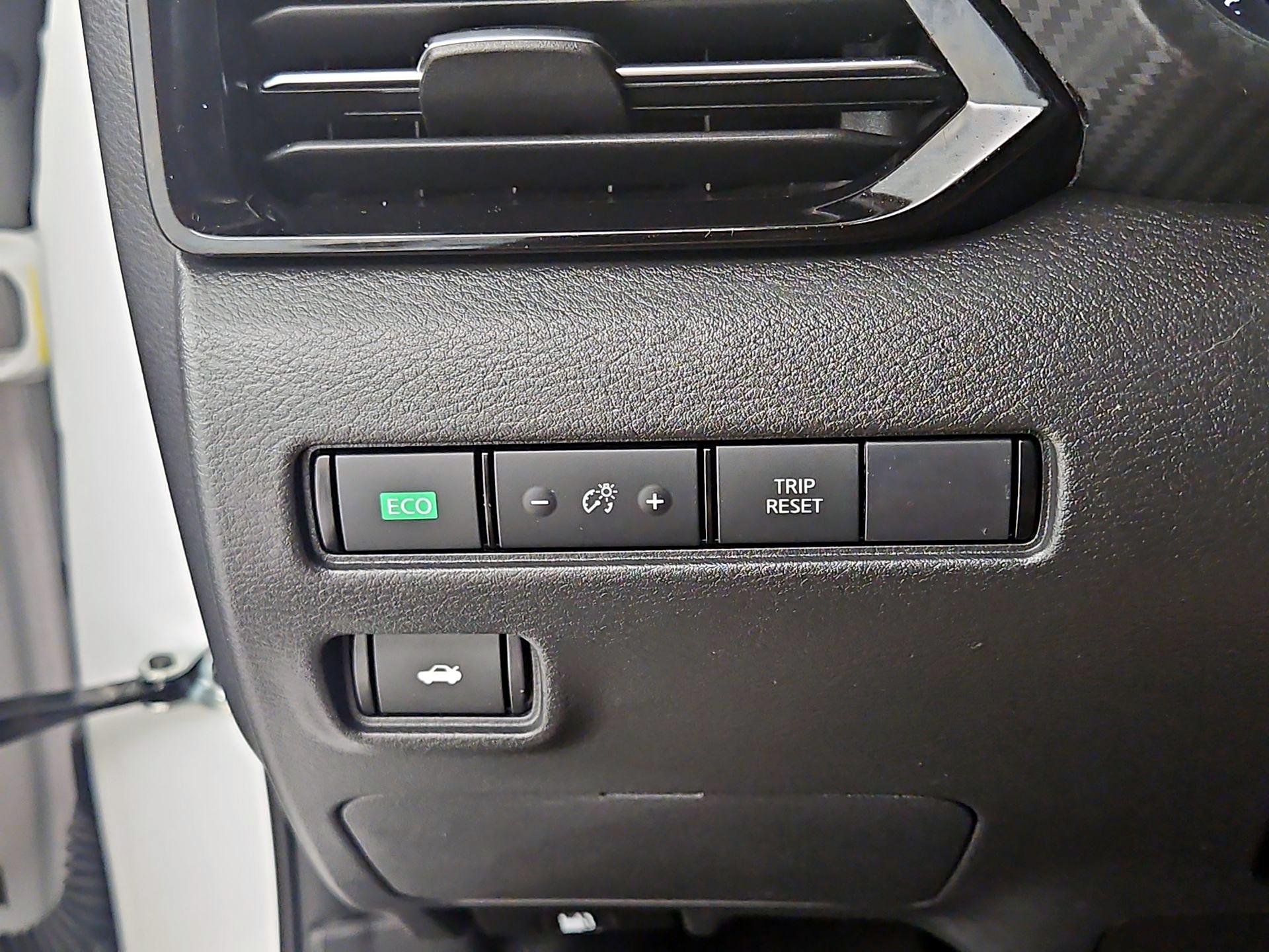 Thumbnail: 2023 Nissan Sentra - 13