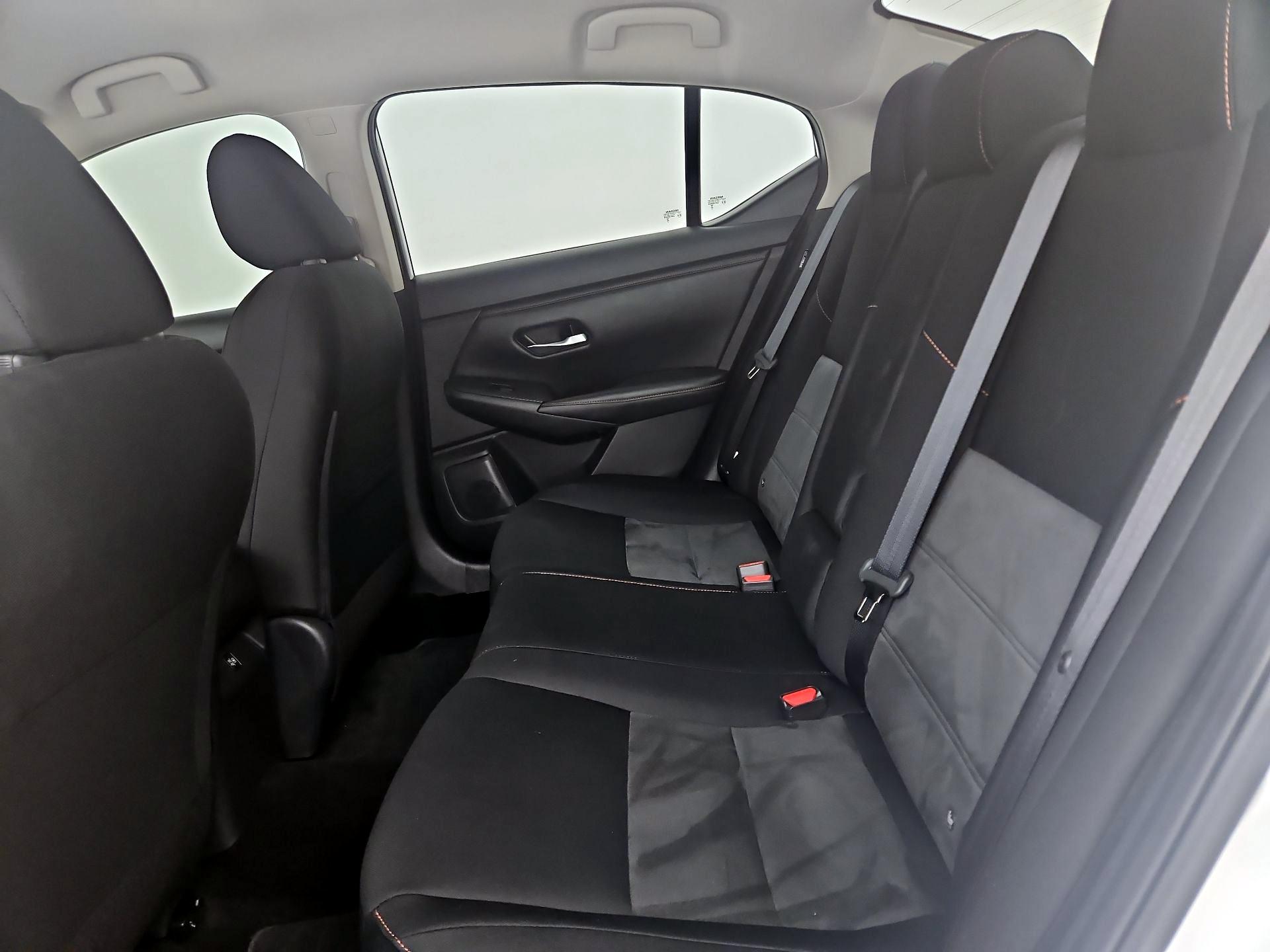 Thumbnail: 2023 Nissan Sentra - 19