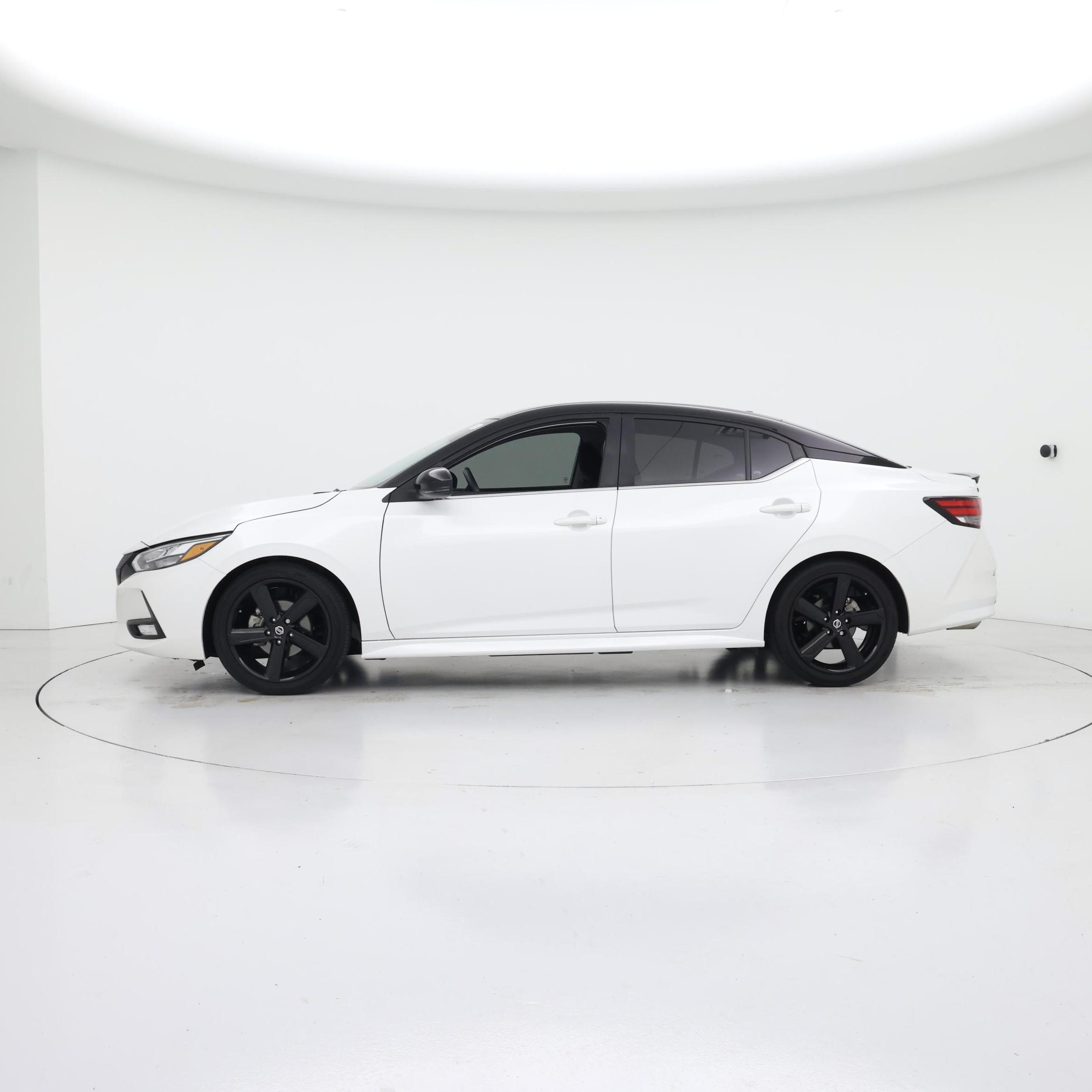 Thumbnail: 2023 Nissan Sentra - 3