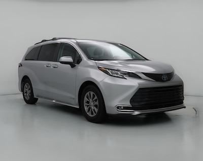 2021 Toyota Sienna Hybrid XLE