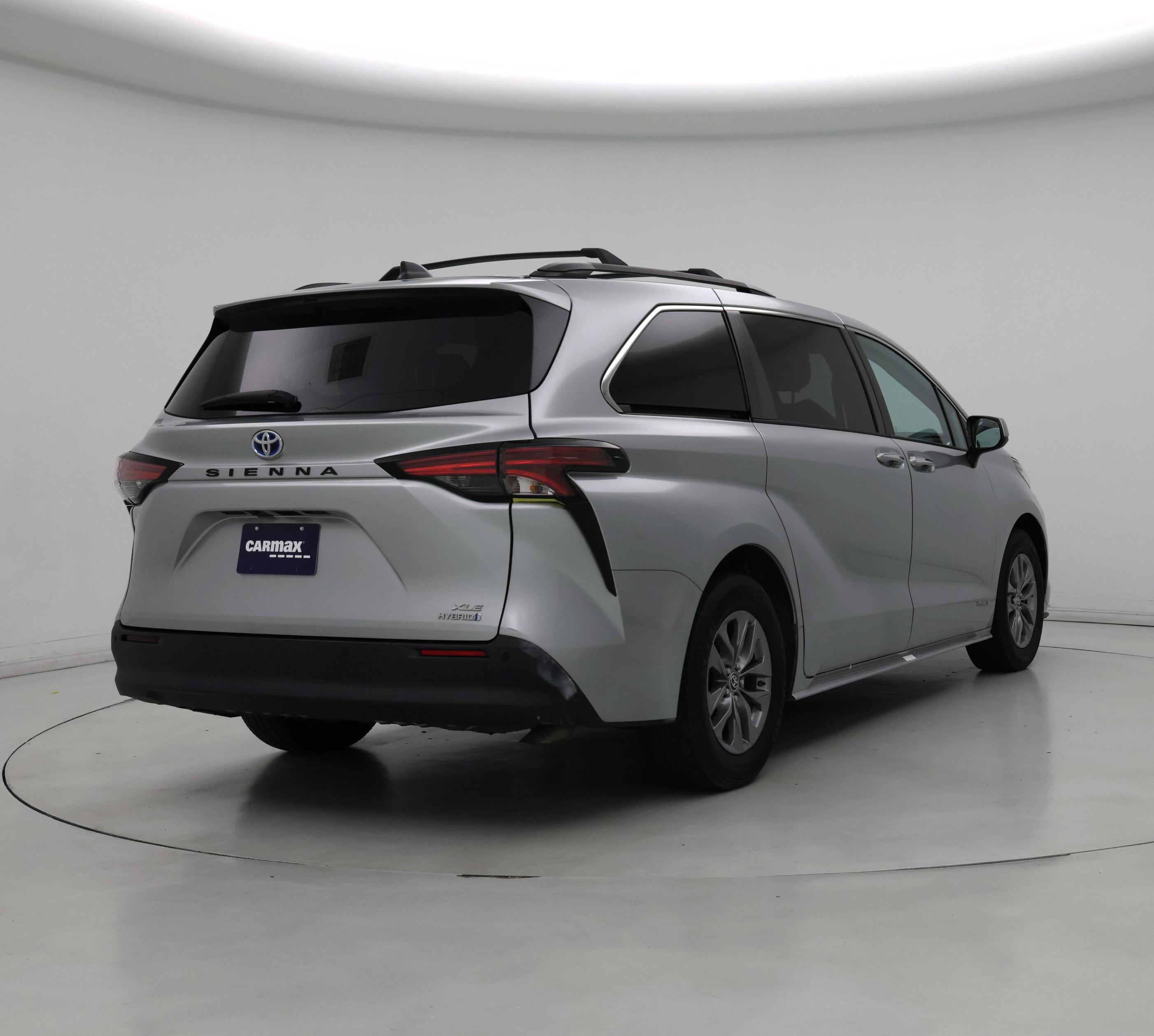 Thumbnail: 2021 Toyota Sienna - 8