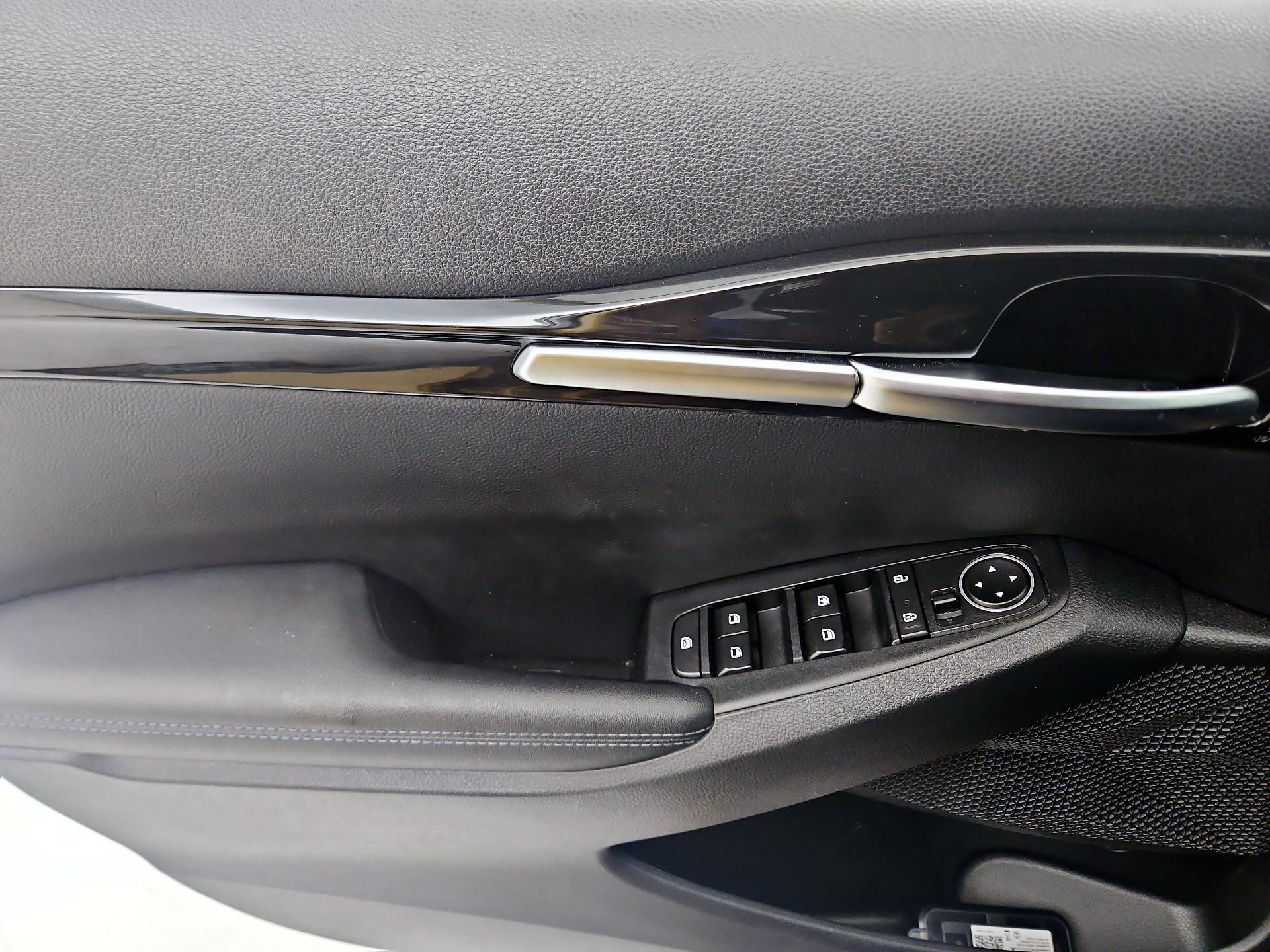 Thumbnail: 2023 Kia Seltos - 12