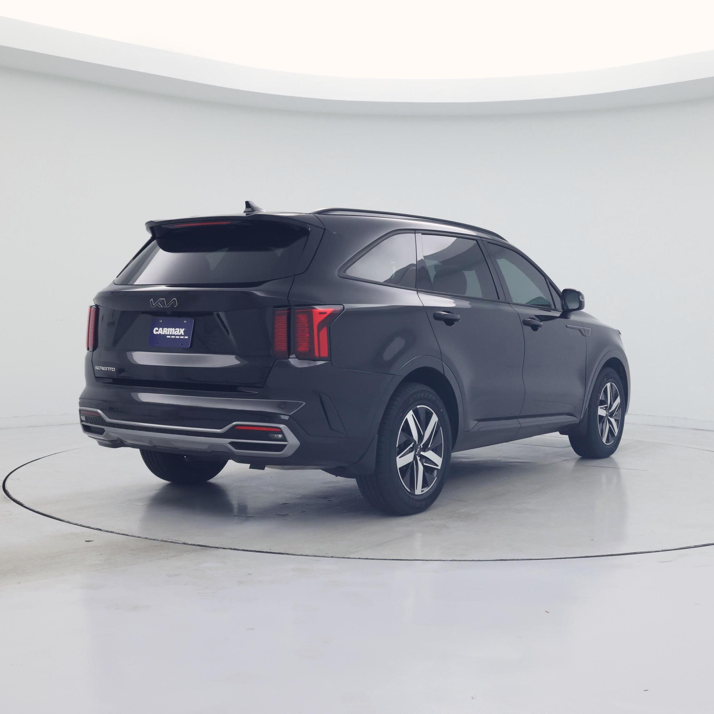 Thumbnail: 2023 Kia Sorento - 8