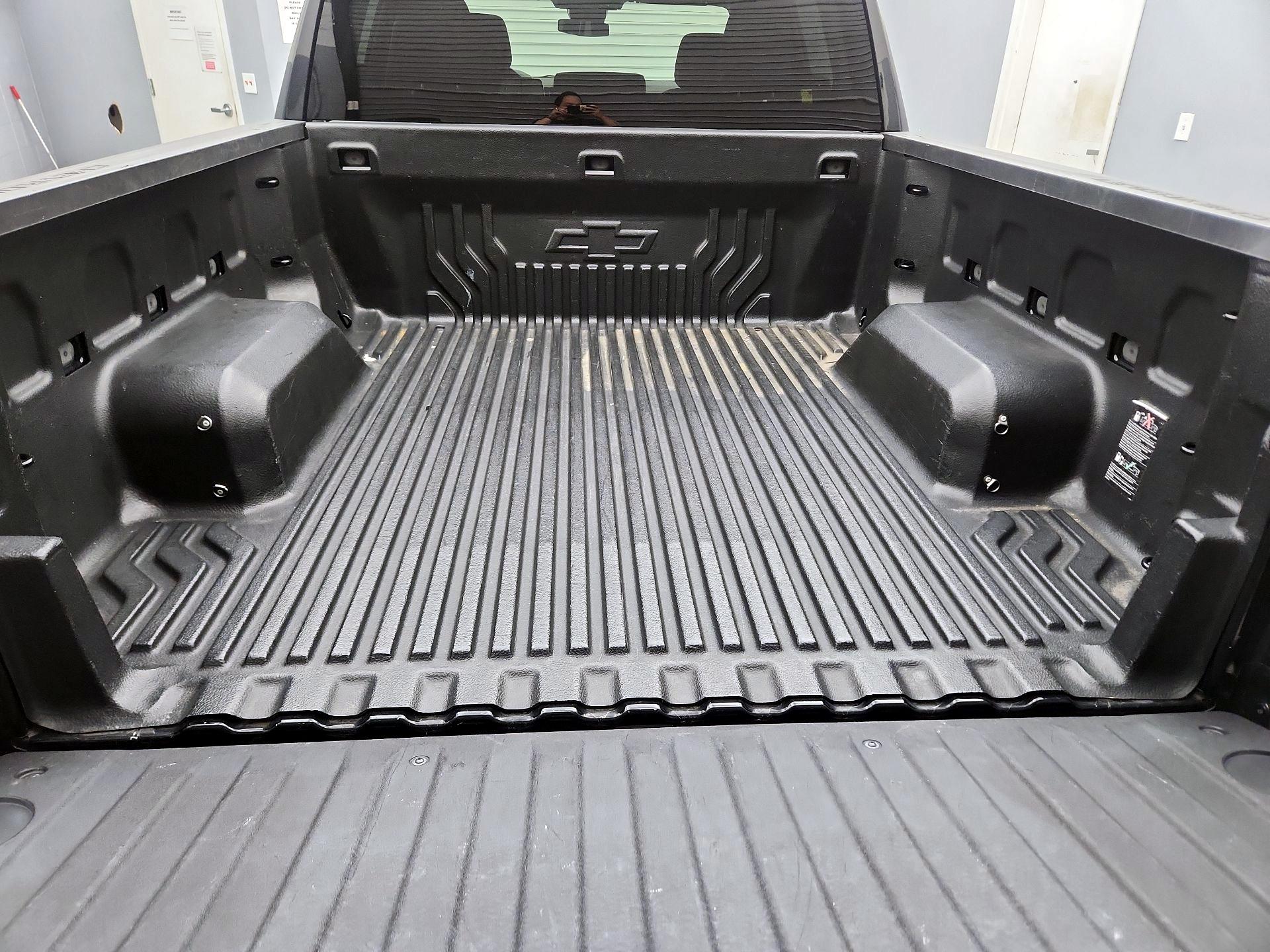 Thumbnail: 2023 Chevrolet Silverado 1500 - 20