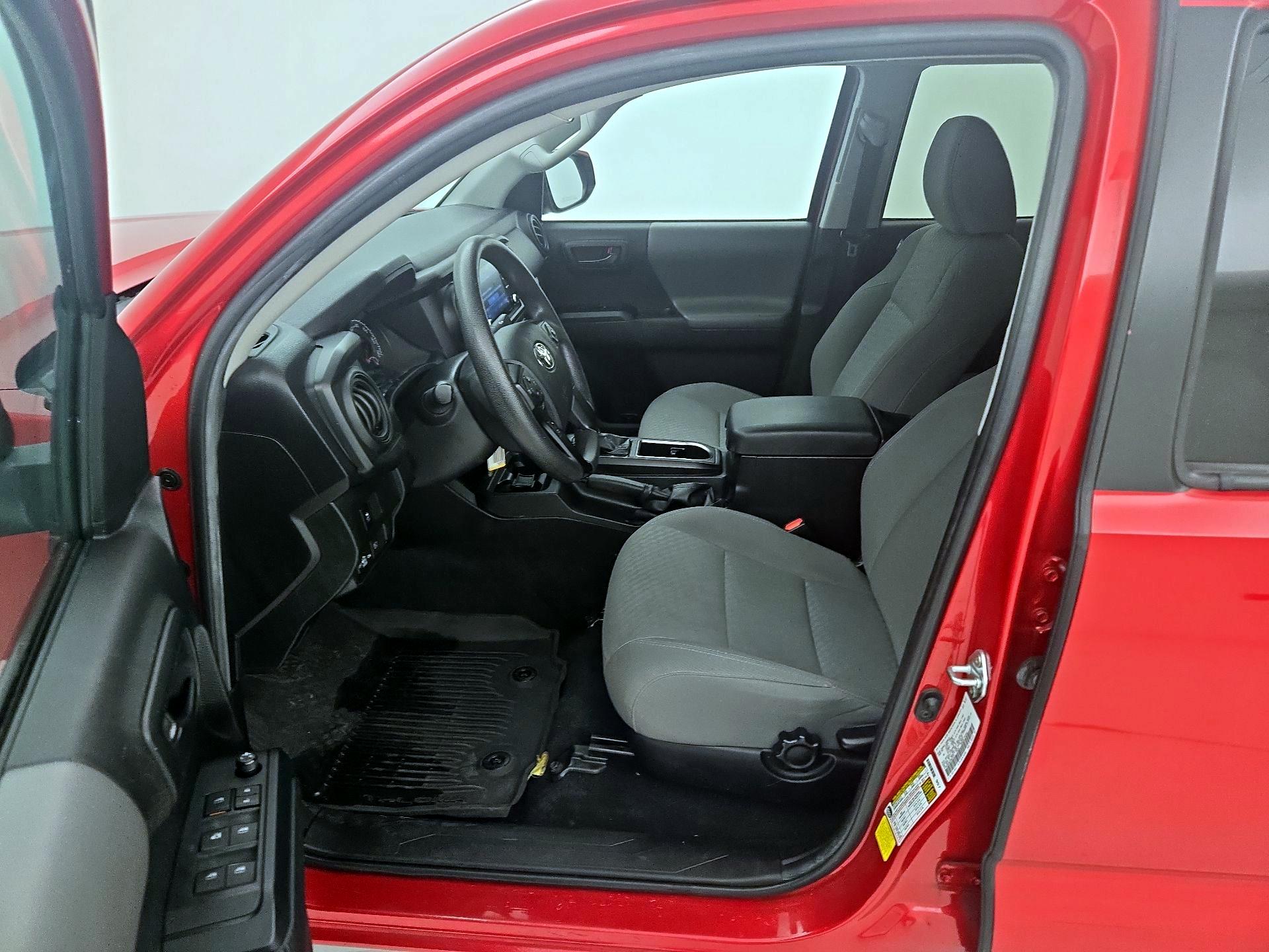 Thumbnail: 2022 Toyota Tacoma - 11