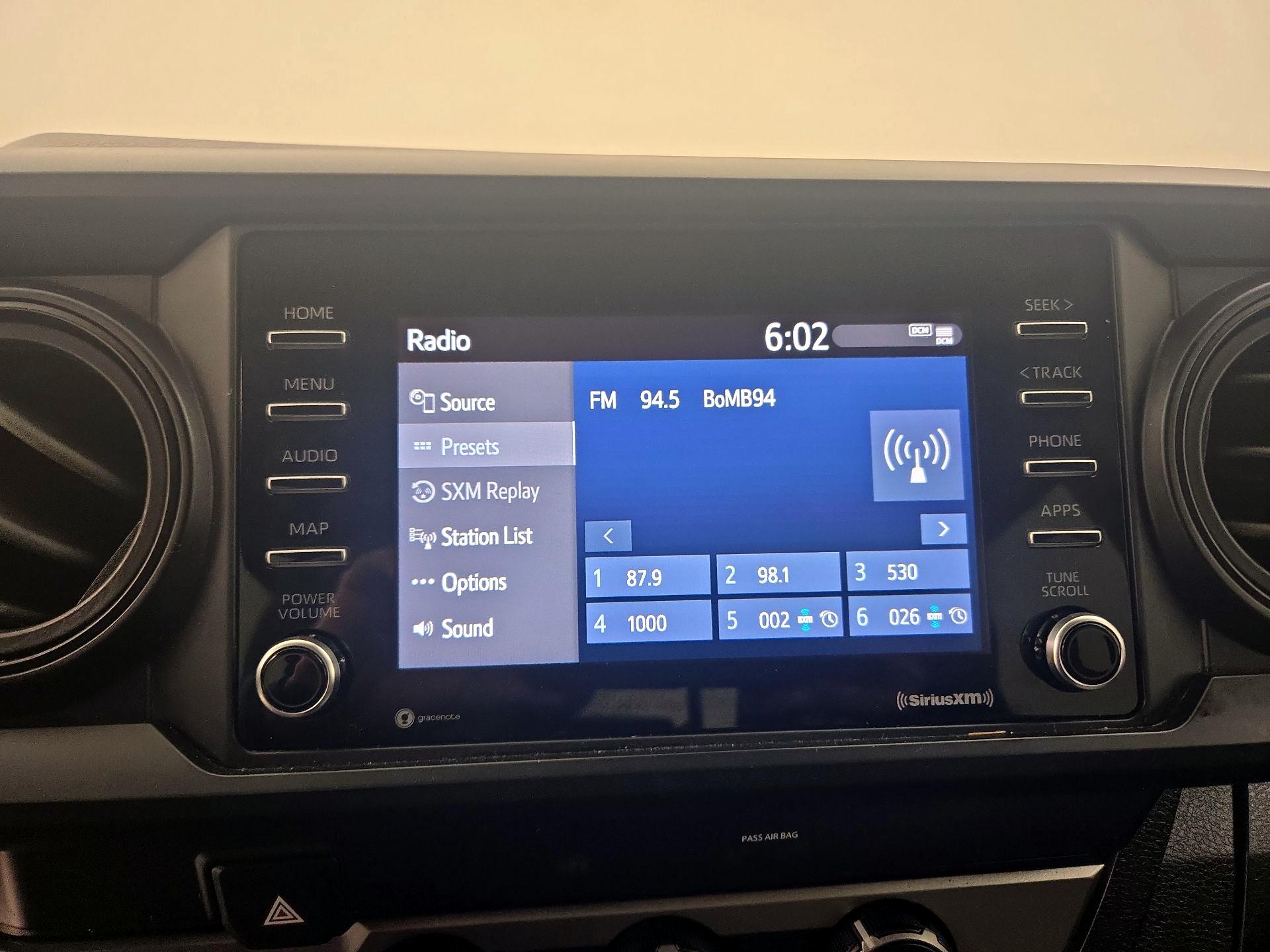 Thumbnail: 2022 Toyota Tacoma - 16