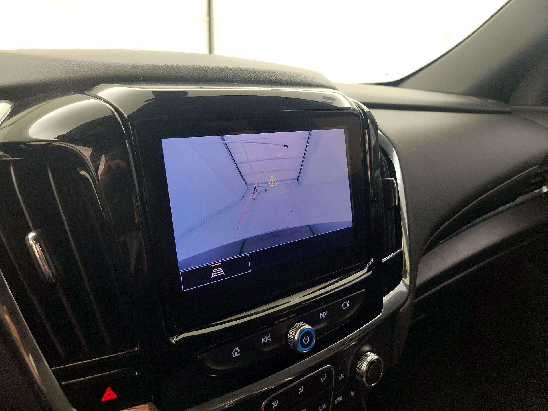 Thumbnail: 2023 Chevrolet Traverse - 14