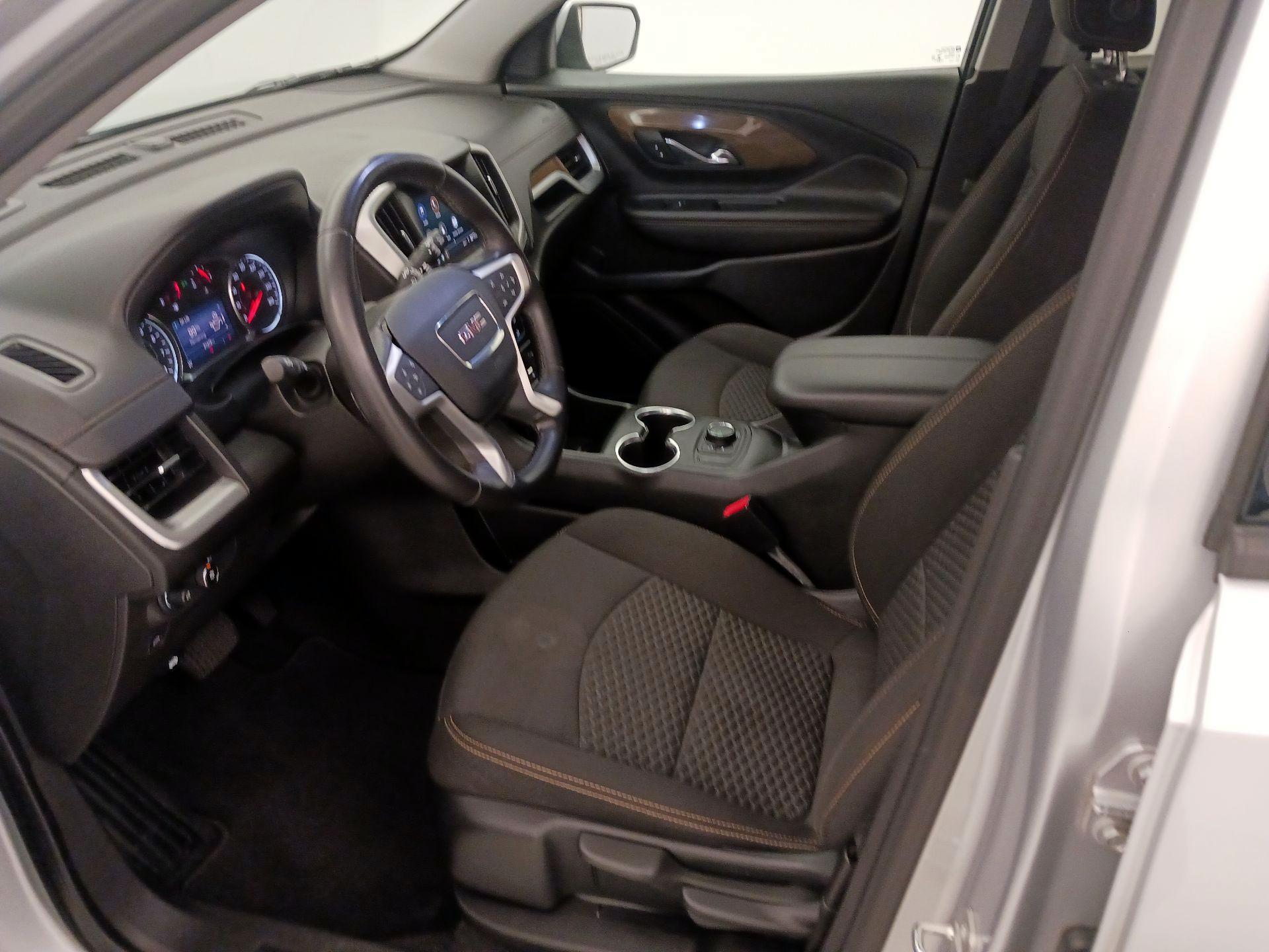 Thumbnail: 2020 GMC Terrain - 11