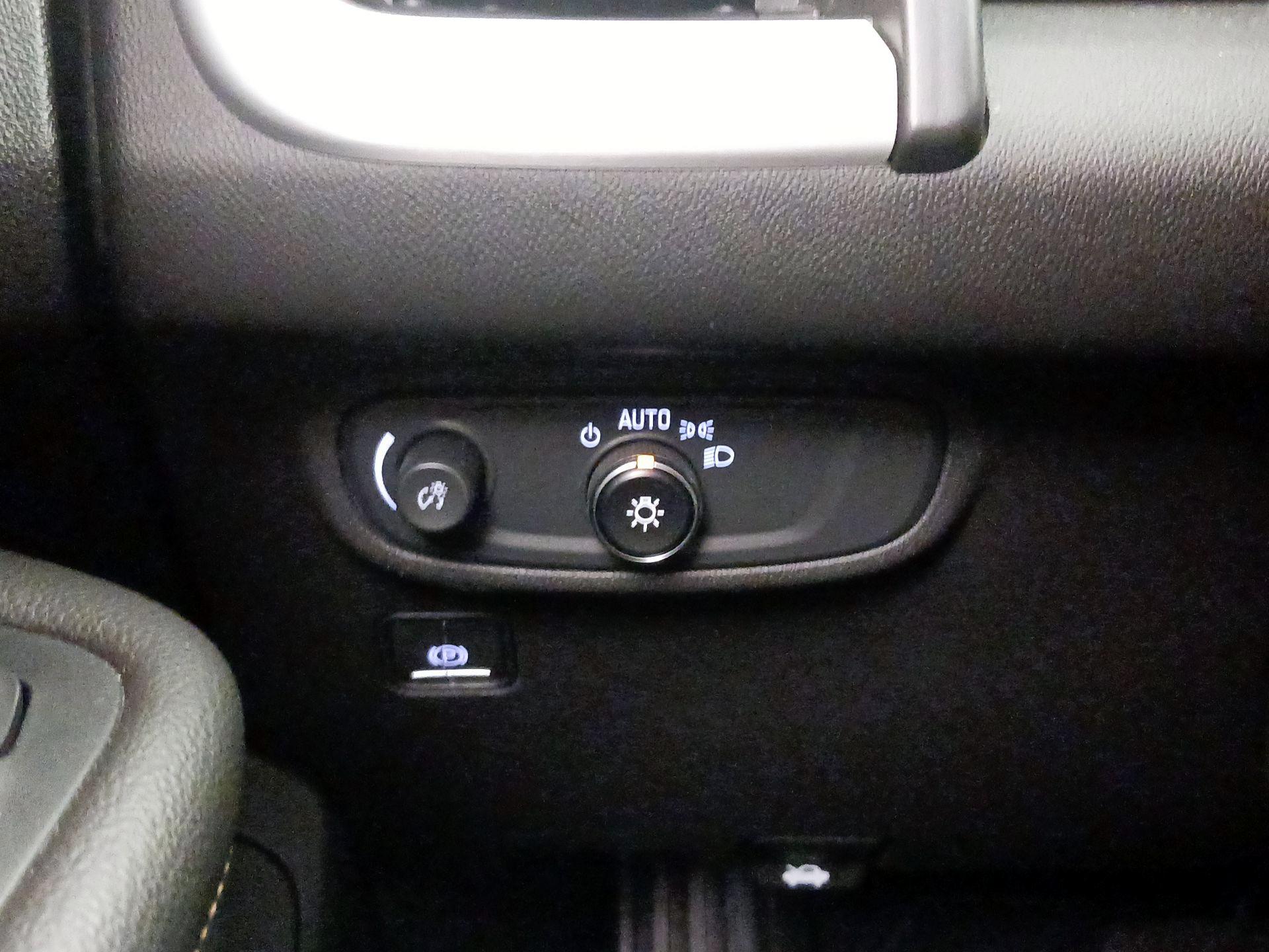 Thumbnail: 2020 GMC Terrain - 13