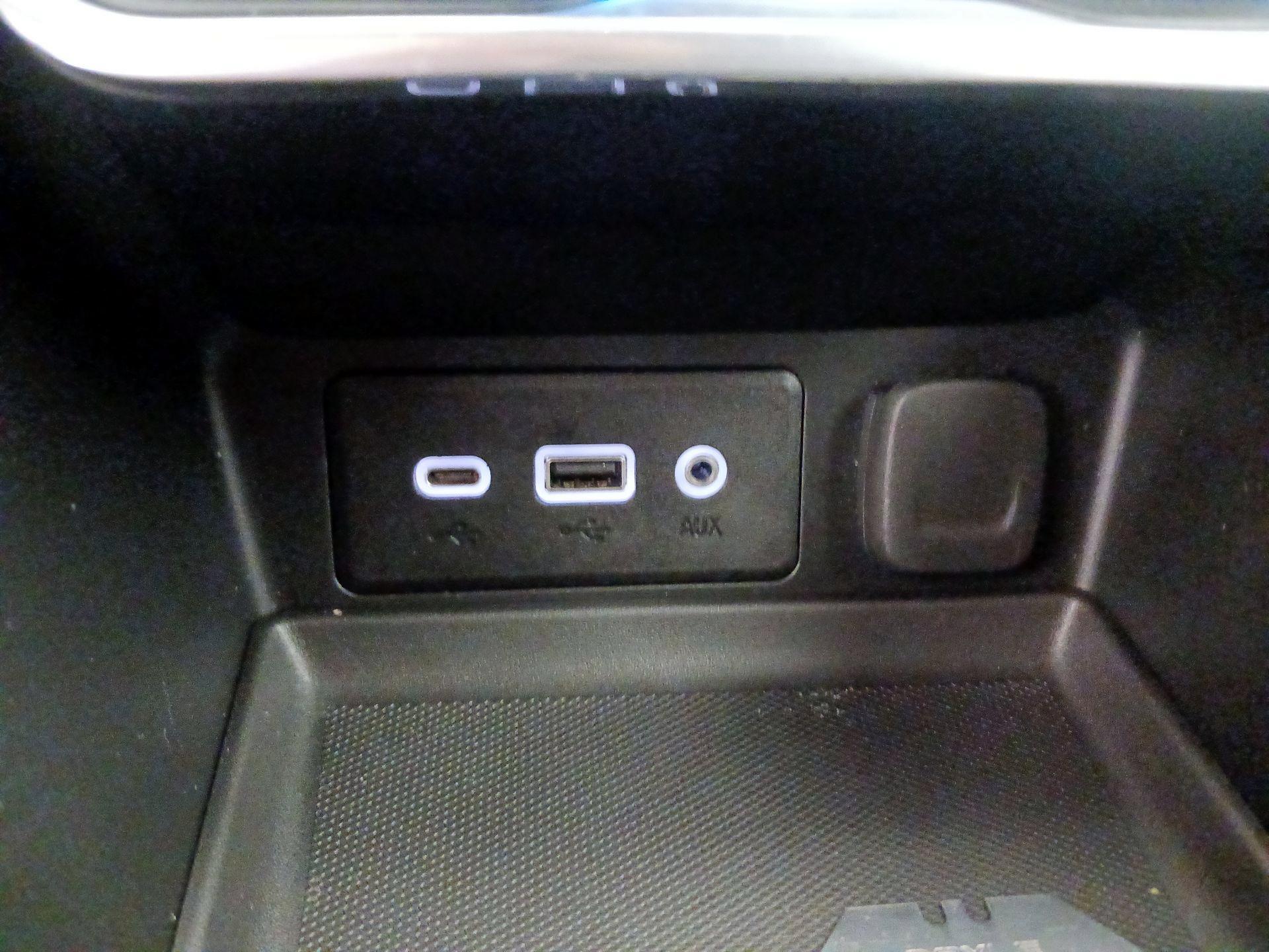 Thumbnail: 2020 GMC Terrain - 18