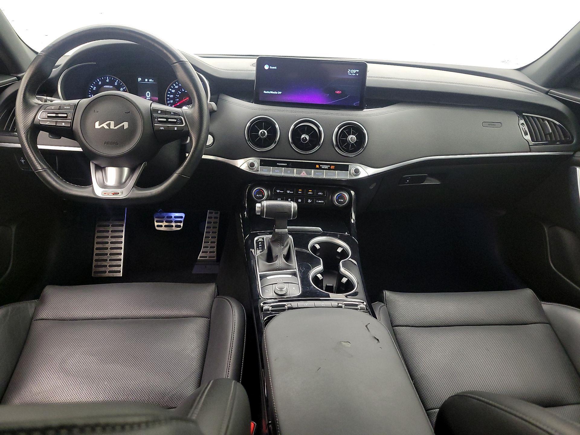 Thumbnail: 2022 Kia Stinger - 9