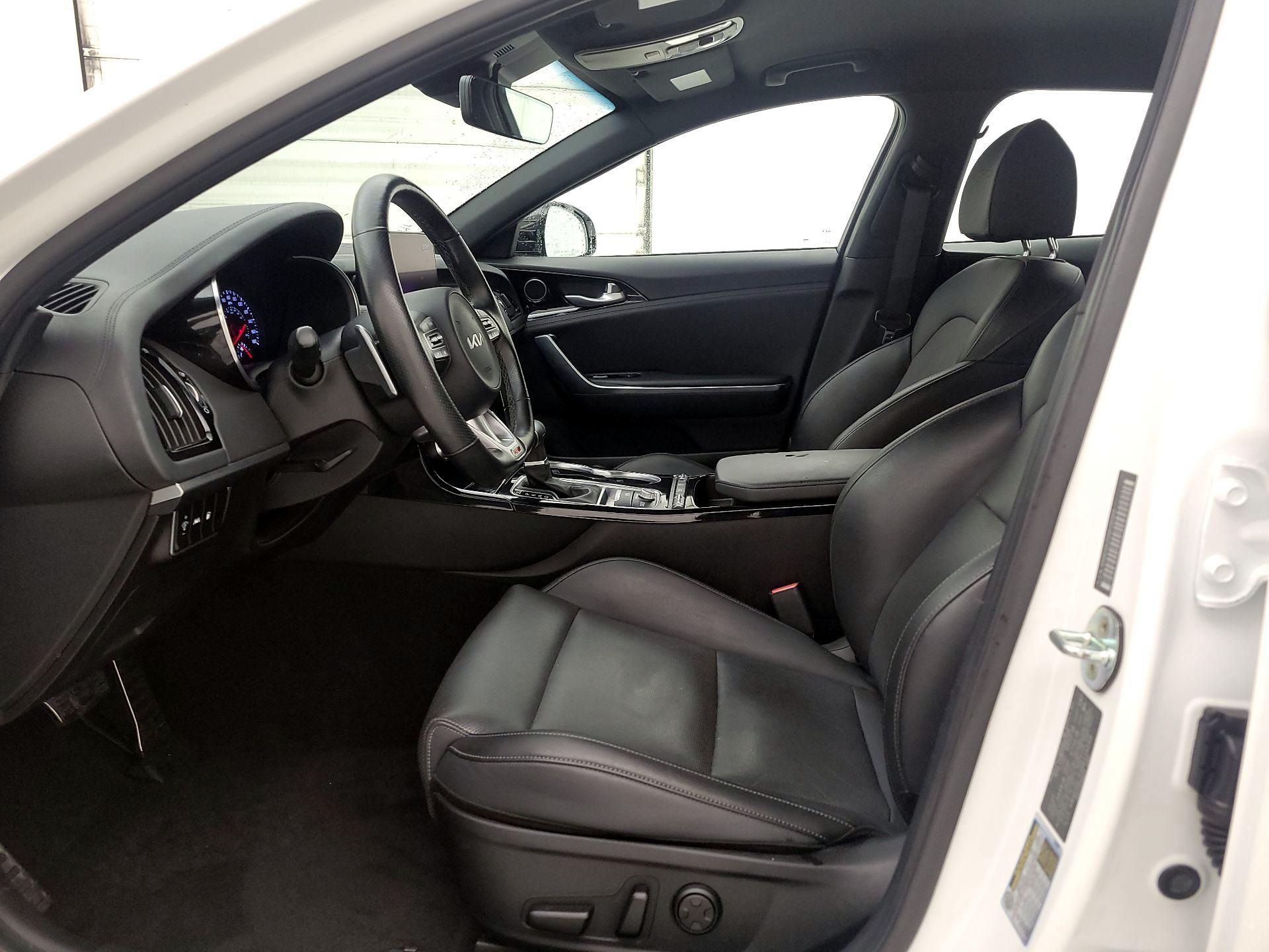 Thumbnail: 2022 Kia Stinger - 11