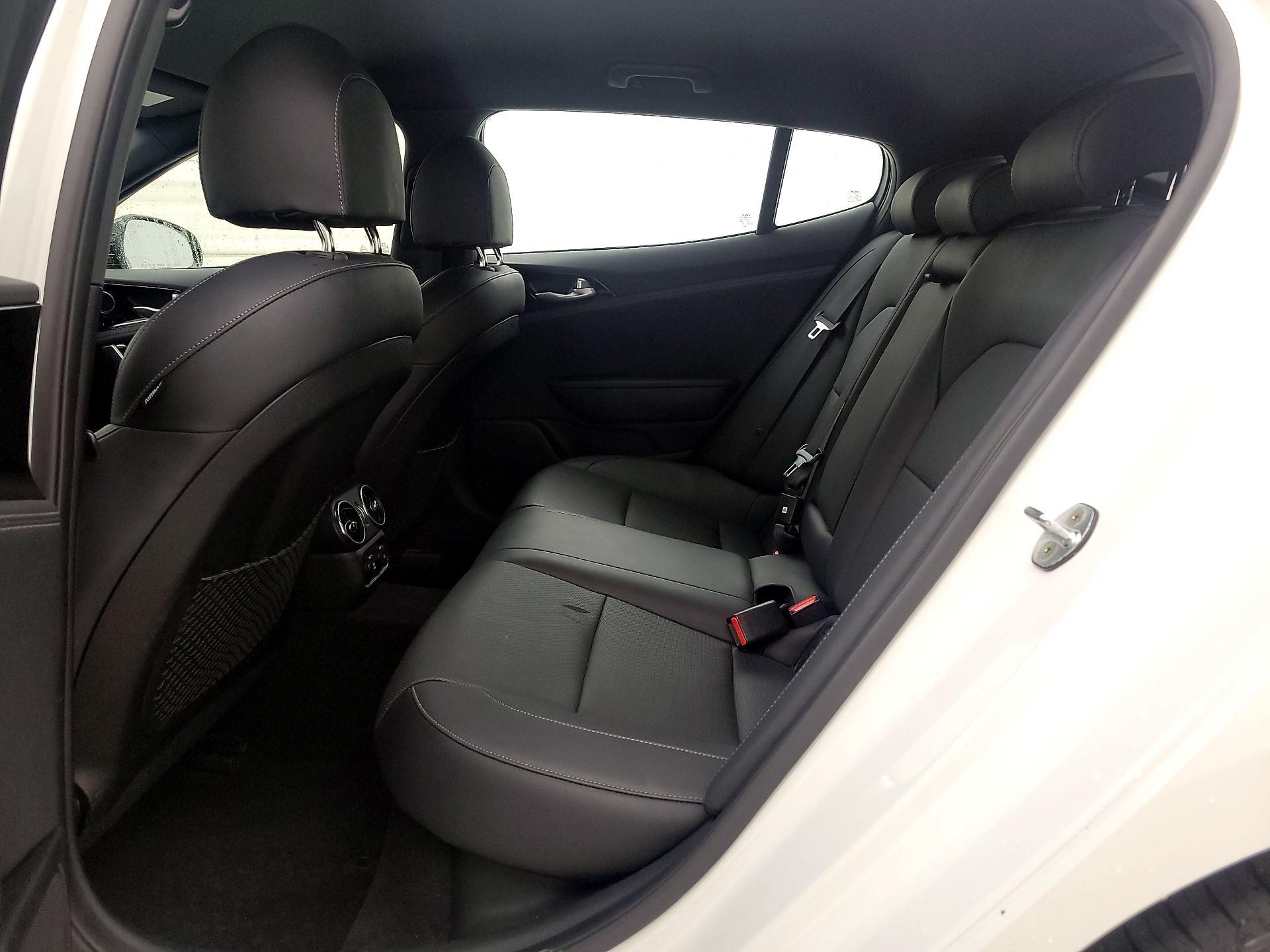 Thumbnail: 2022 Kia Stinger - 19