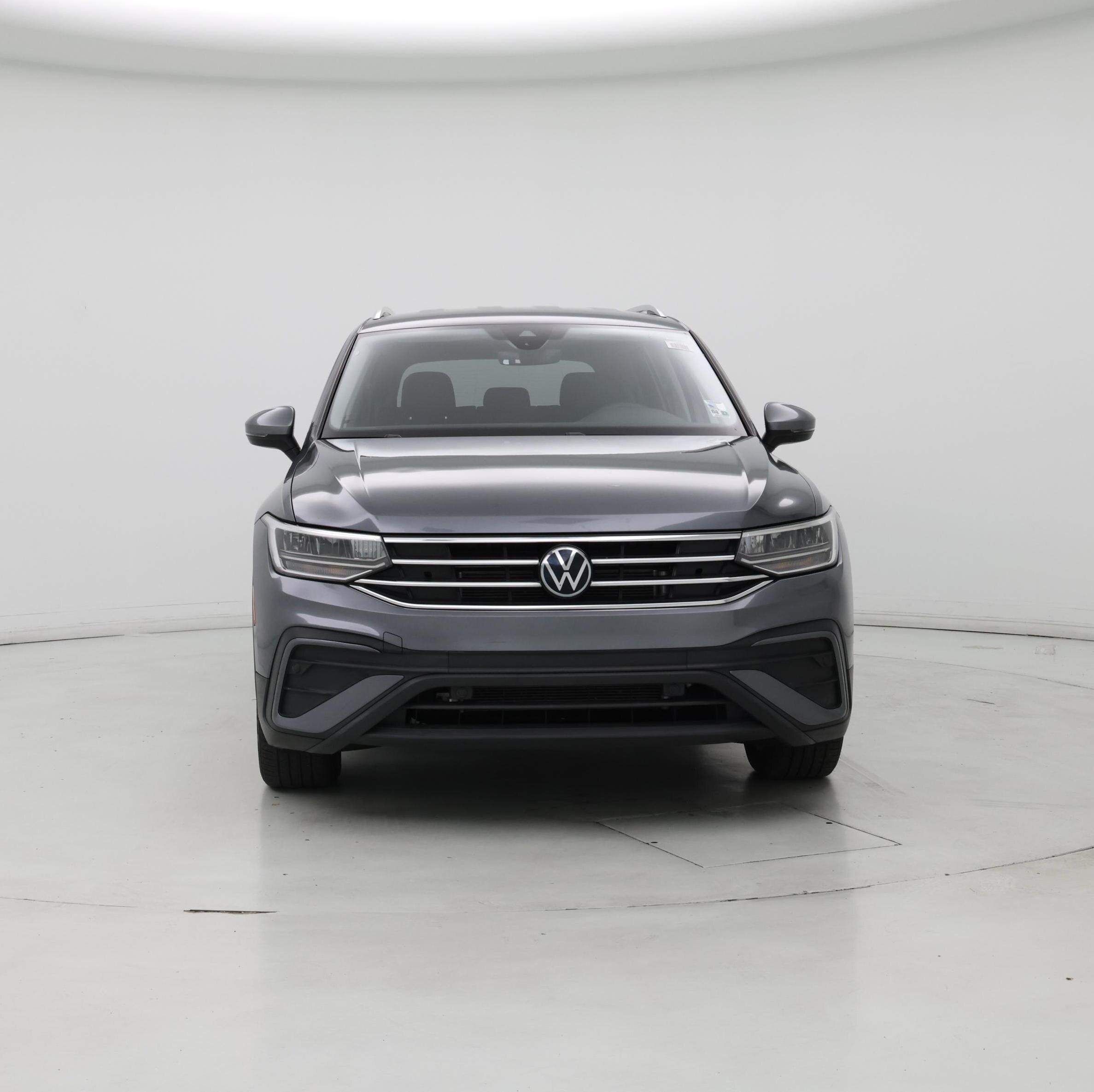 Thumbnail: 2023 Volkswagen Tiguan - 5