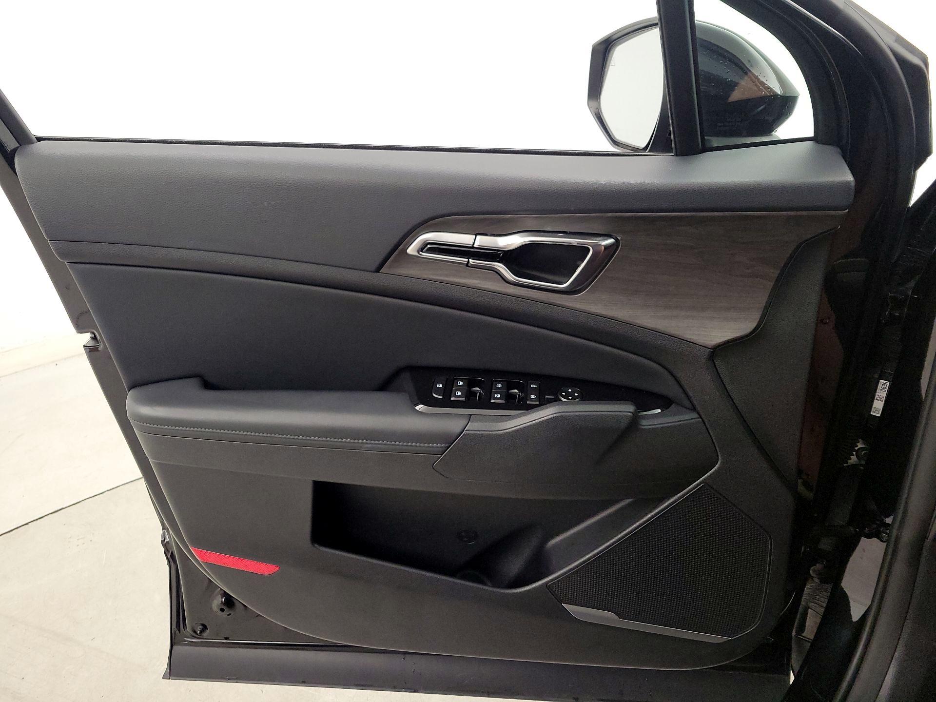 Thumbnail: 2024 Kia Sportage - 12