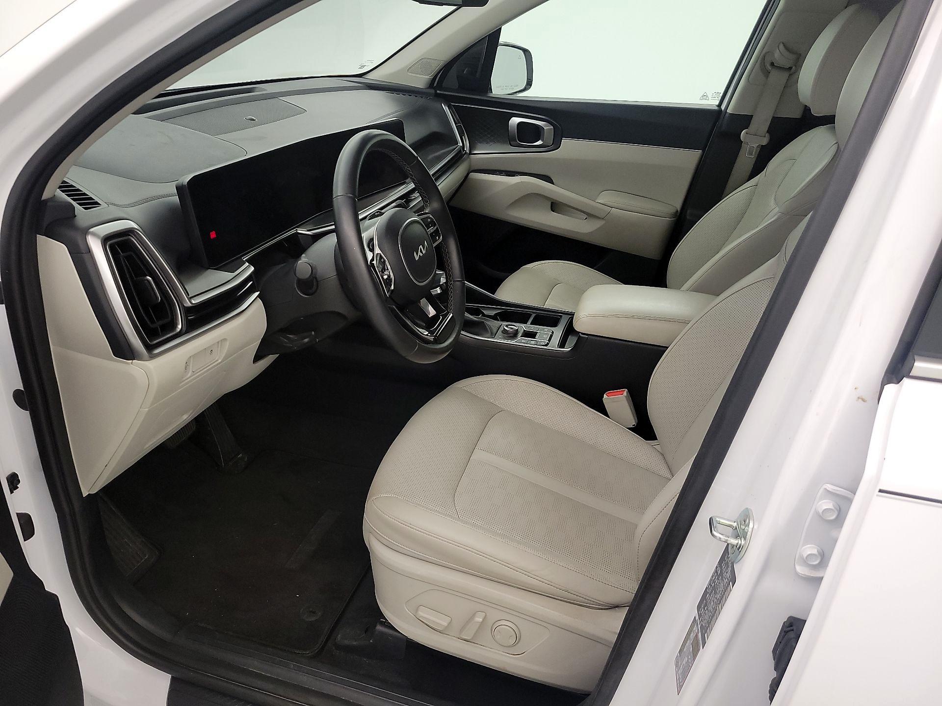 Thumbnail: 2025 Kia Sorento - 11