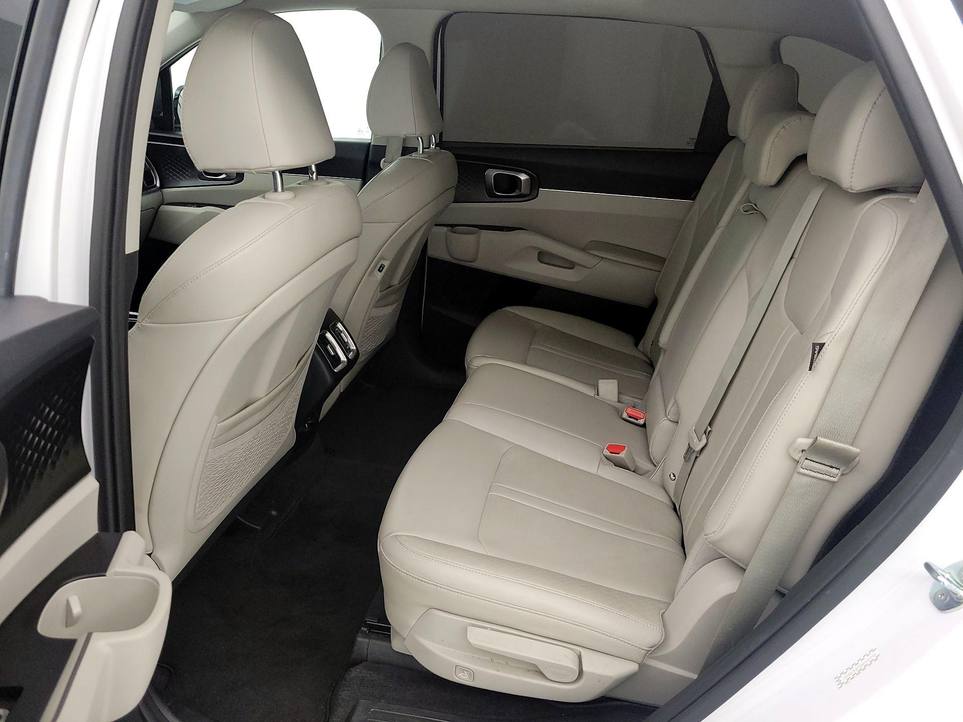 Thumbnail: 2025 Kia Sorento - 20