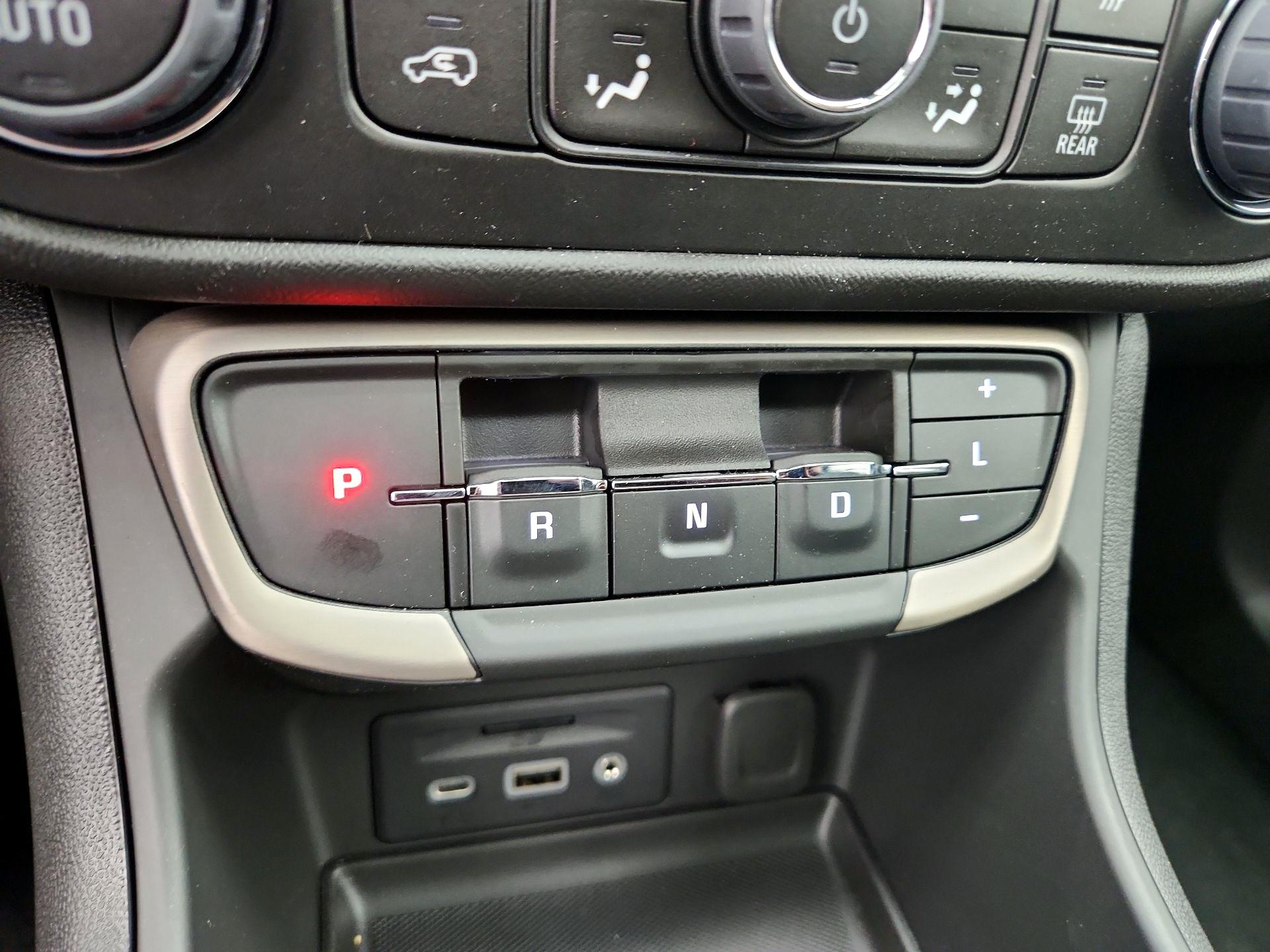 Thumbnail: 2023 GMC Terrain - 18