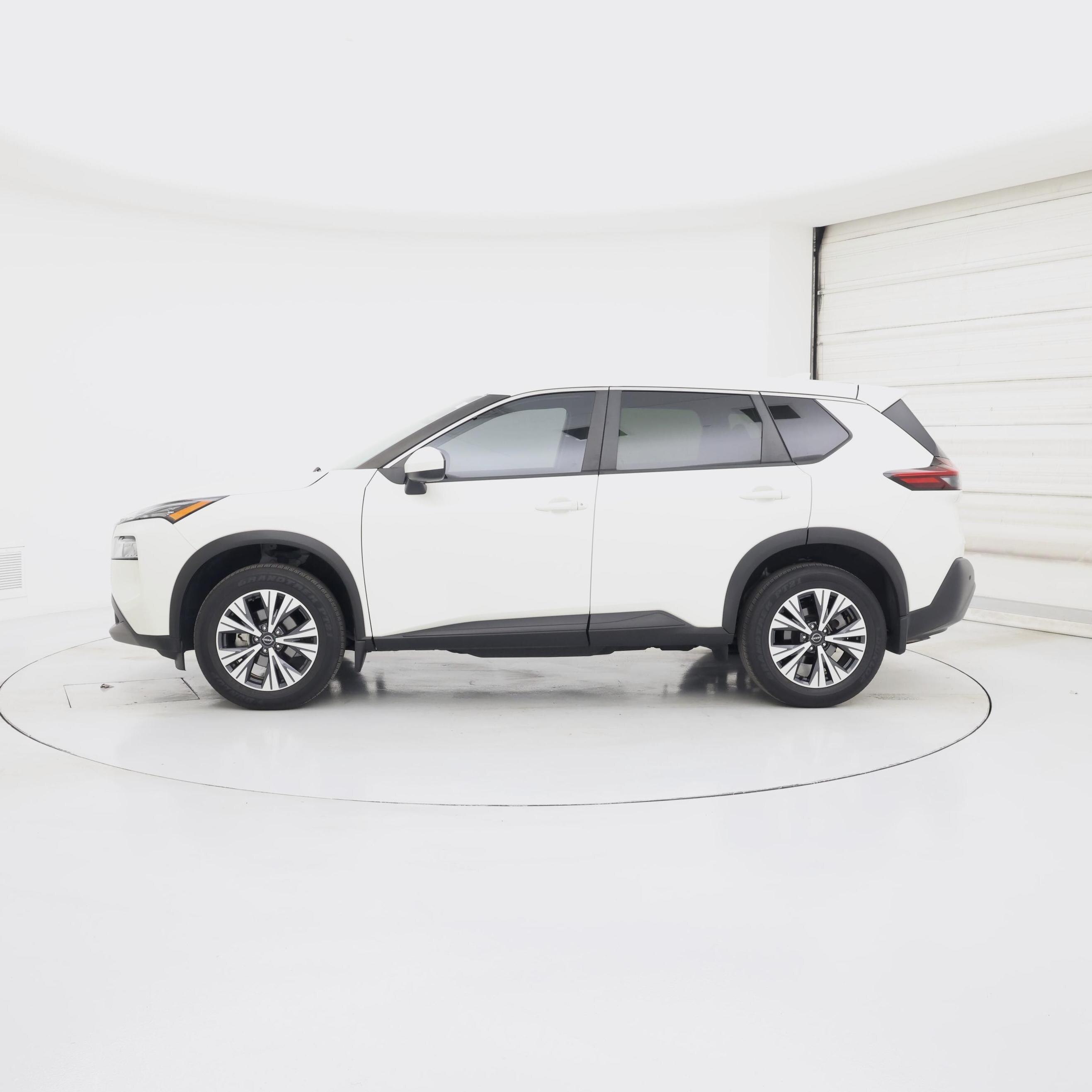 Thumbnail: 2023 Nissan Rogue - 3