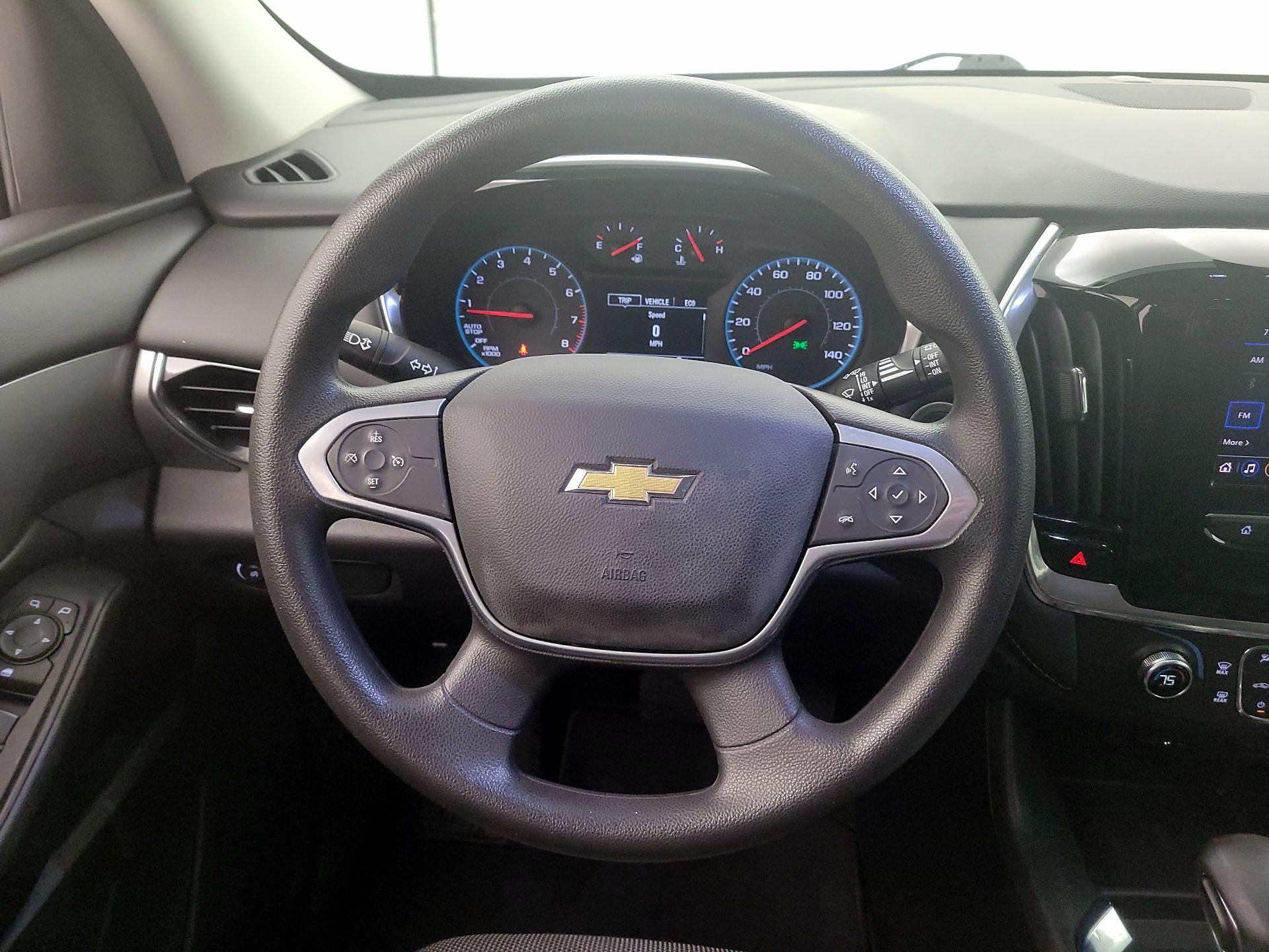 Thumbnail: 2021 Chevrolet Traverse - 10