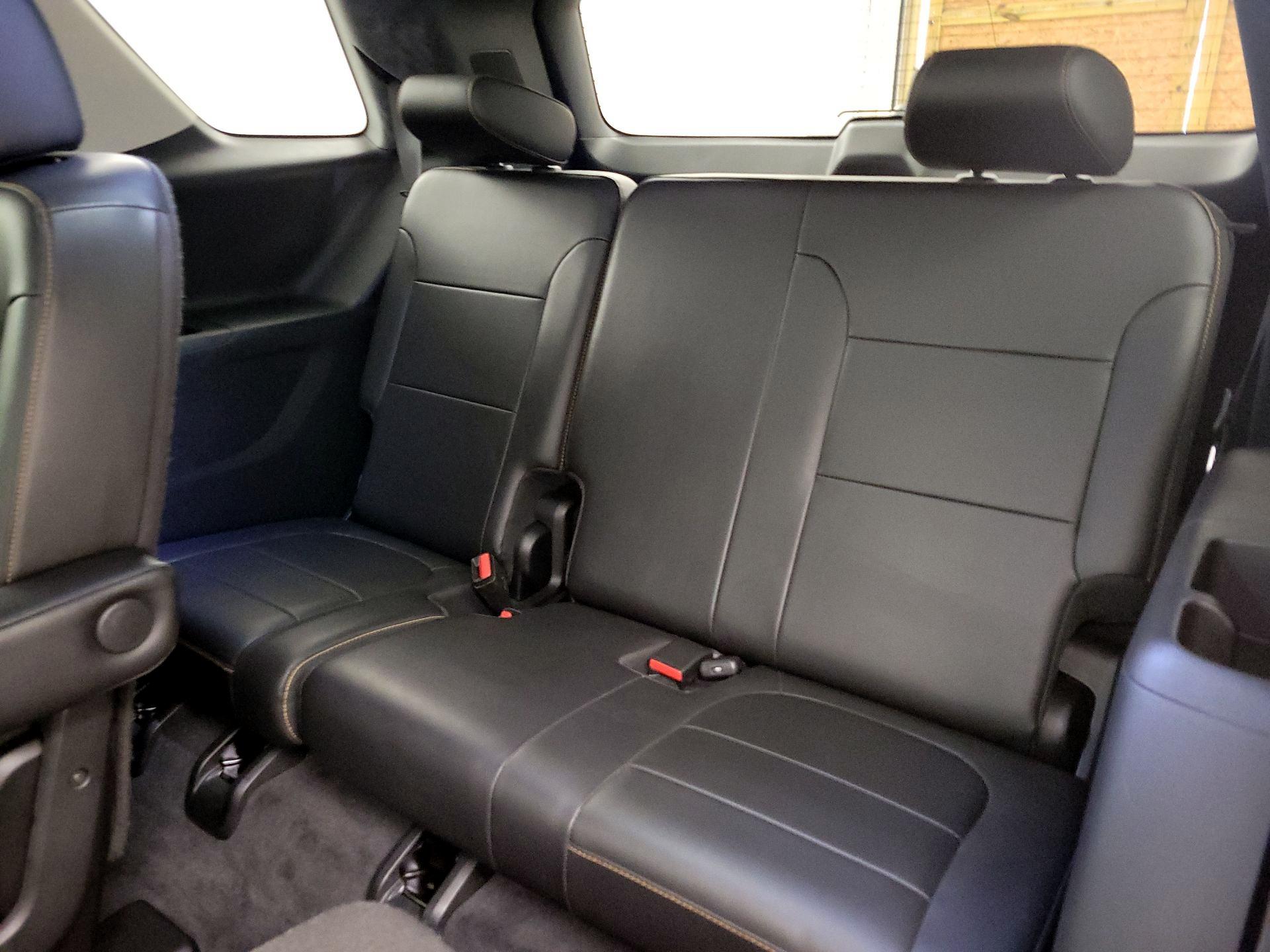 Thumbnail: 2021 Chevrolet Traverse - 20