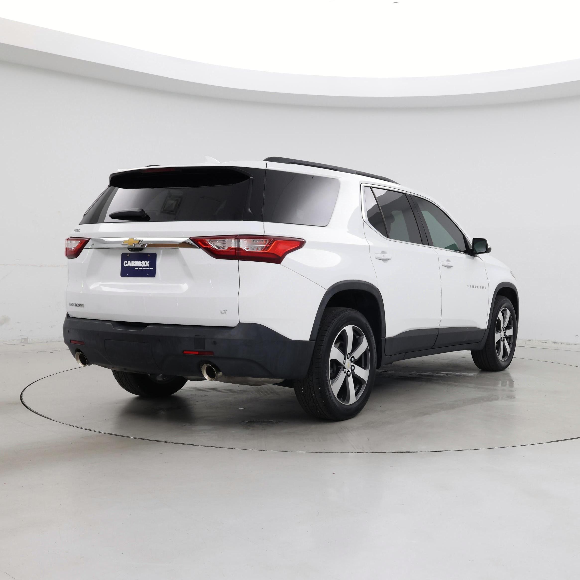 Thumbnail: 2021 Chevrolet Traverse - 8