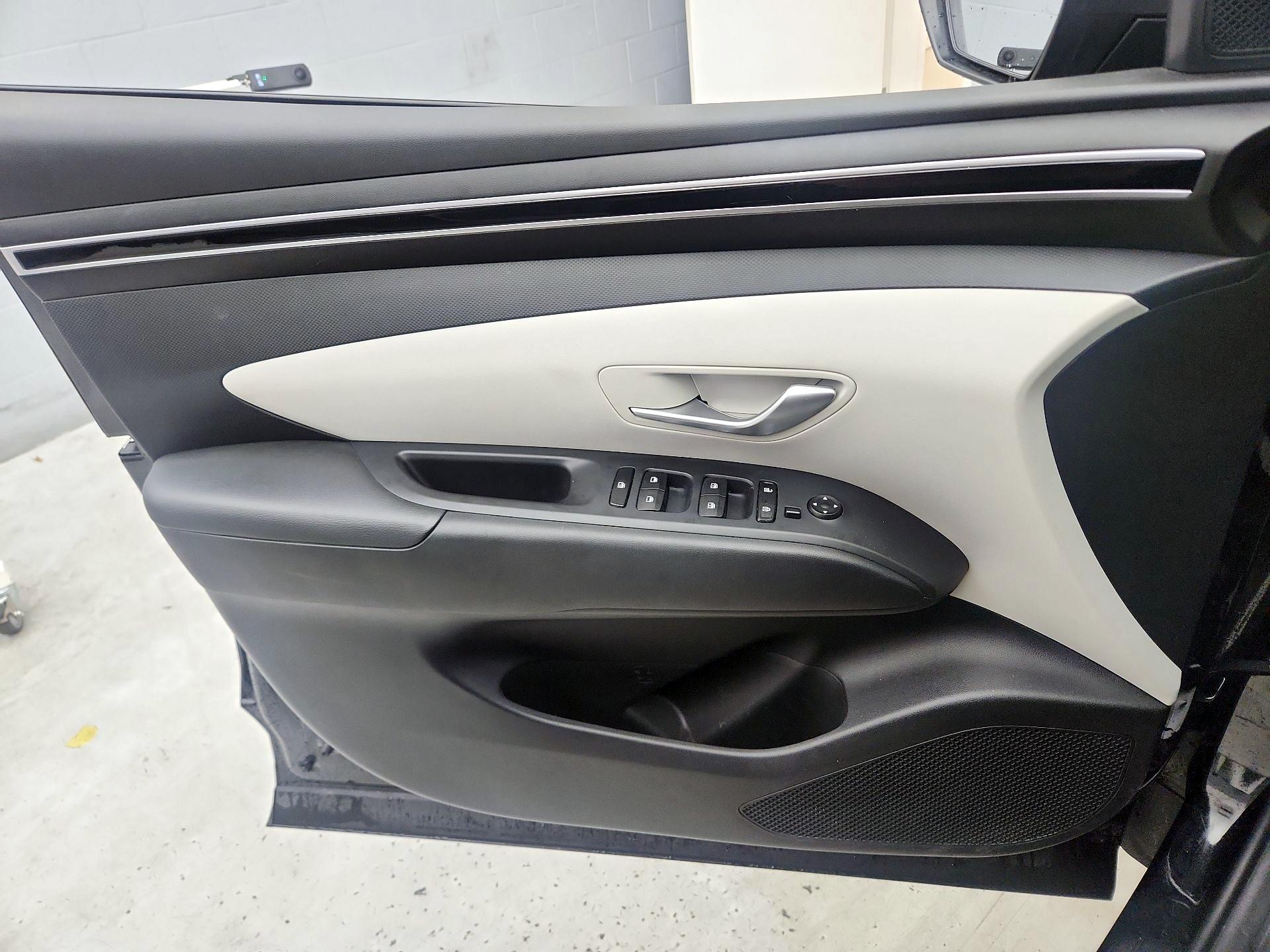 Thumbnail: 2023 Hyundai Tucson - 12
