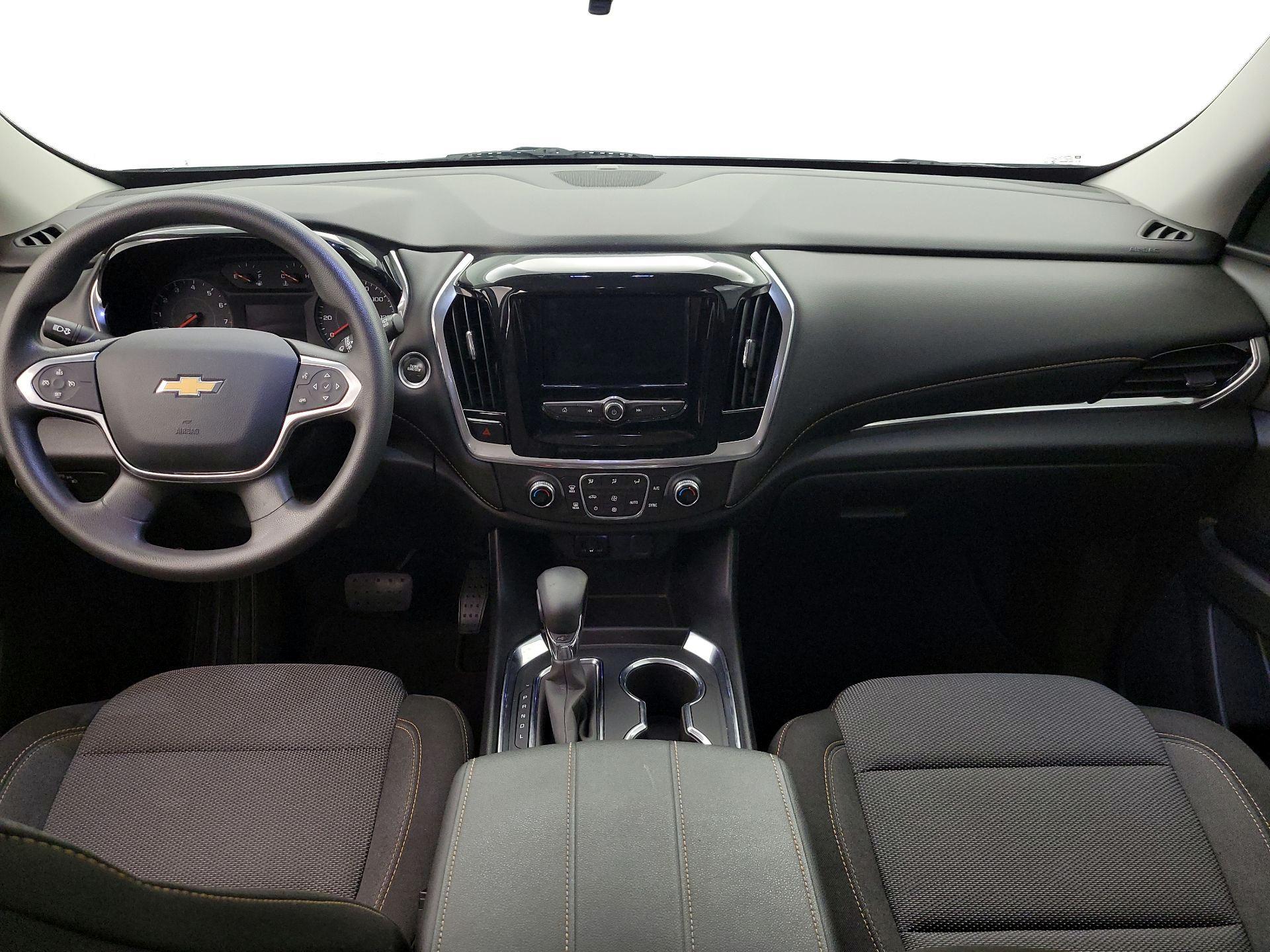 Thumbnail: 2021 Chevrolet Traverse - 9