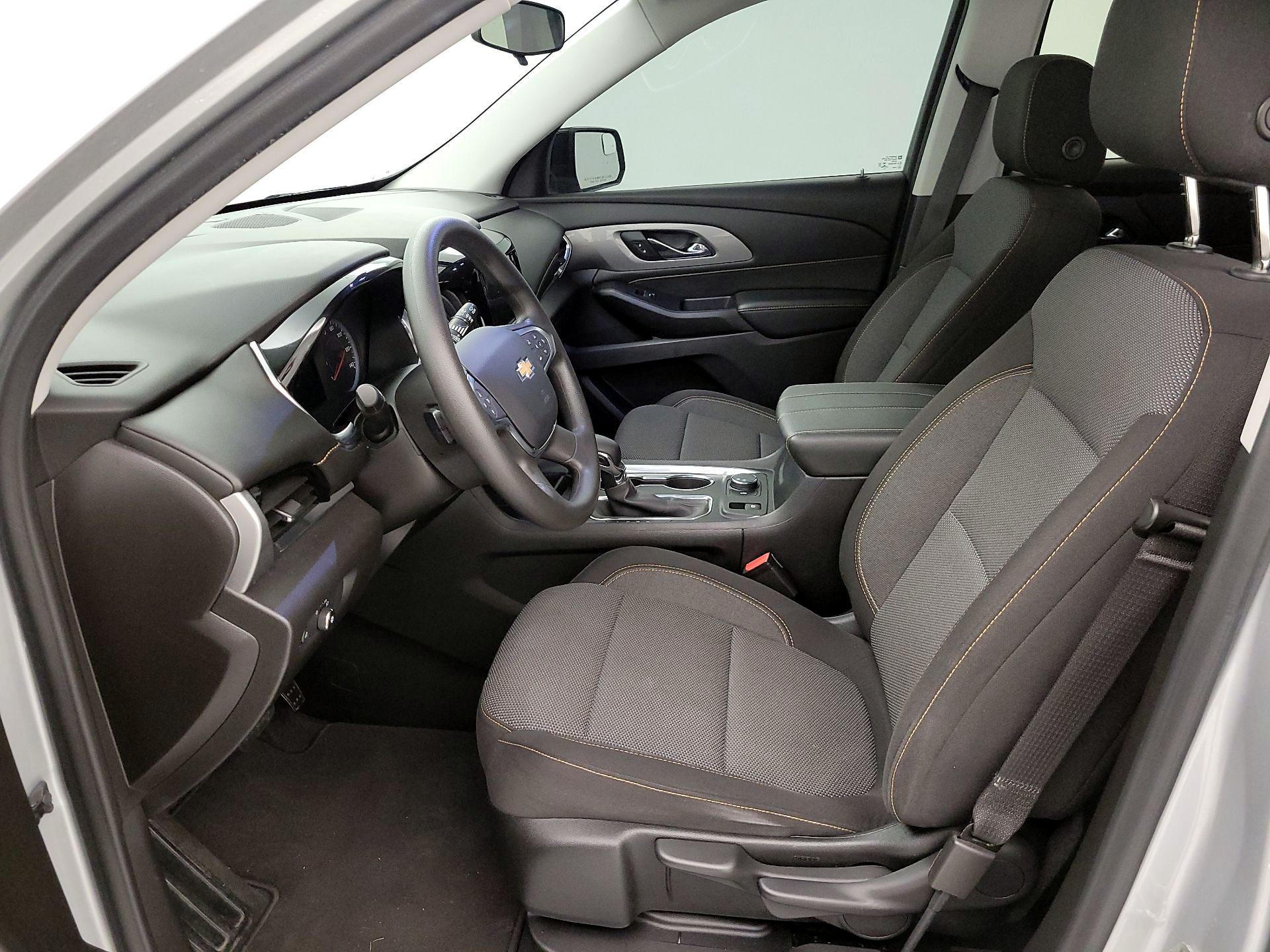 Thumbnail: 2021 Chevrolet Traverse - 11