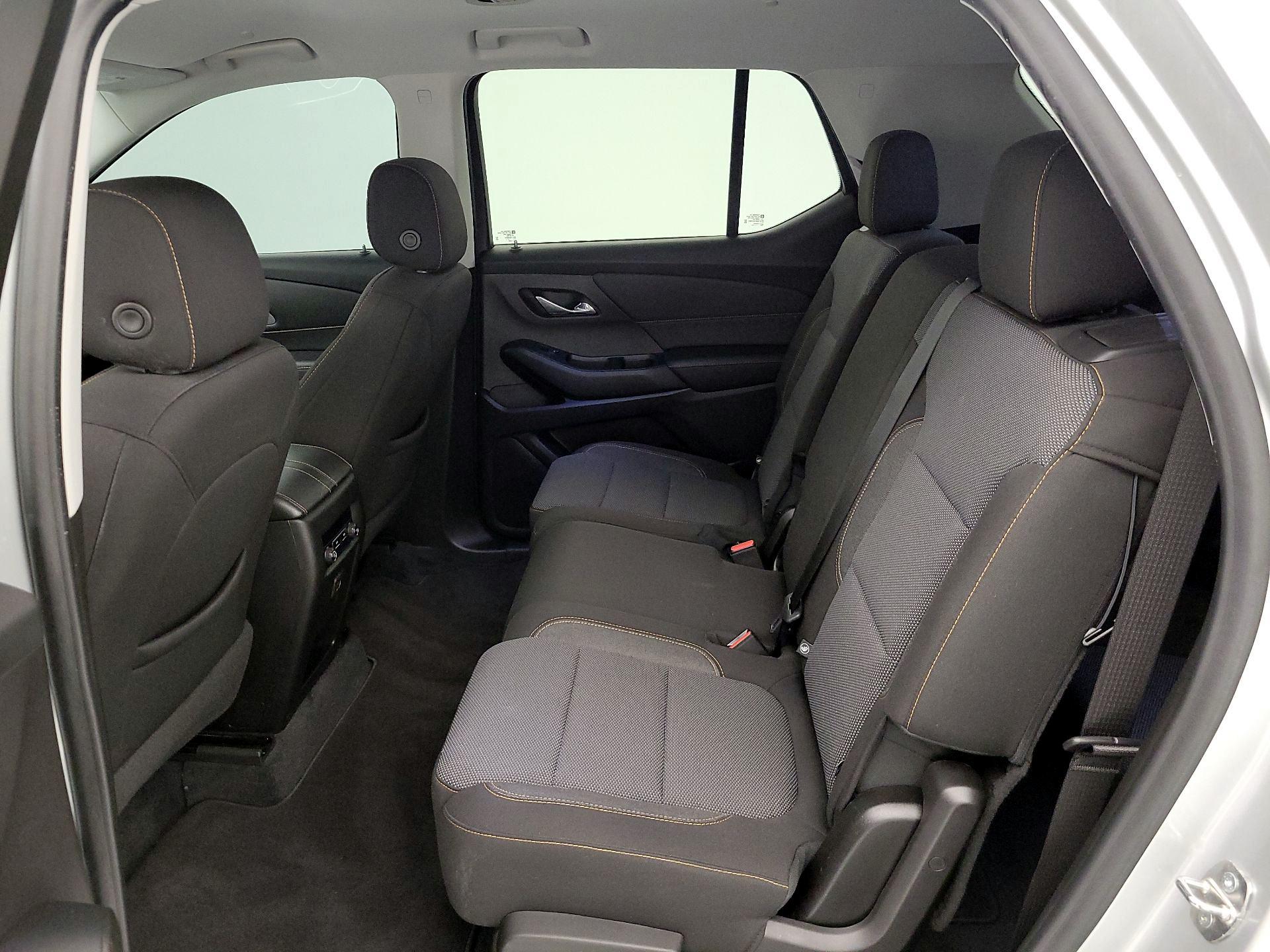 Thumbnail: 2021 Chevrolet Traverse - 20