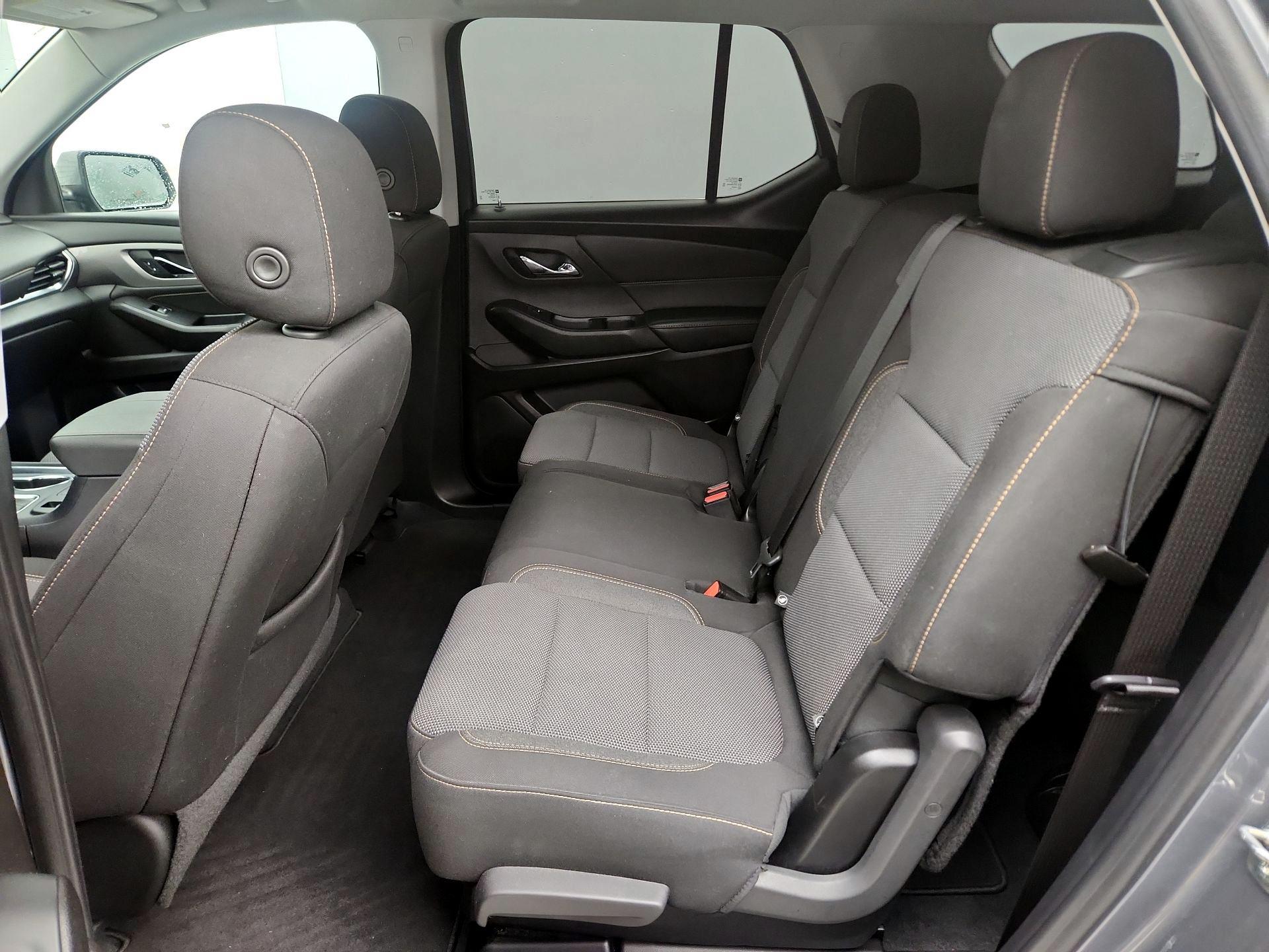 Thumbnail: 2021 Chevrolet Traverse - 19
