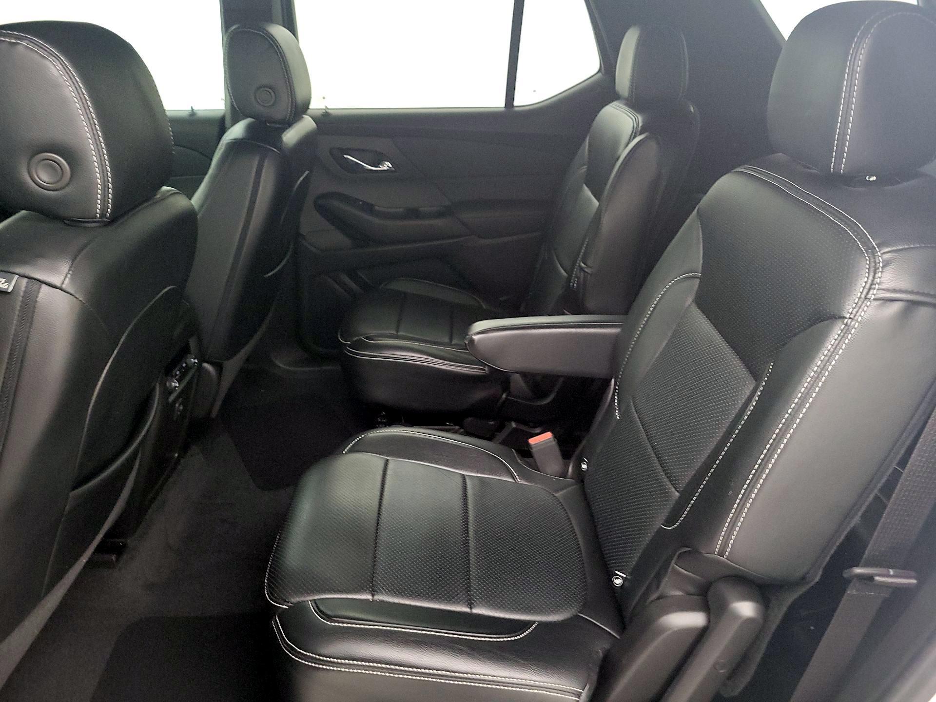 Thumbnail: 2023 Chevrolet Traverse - 19