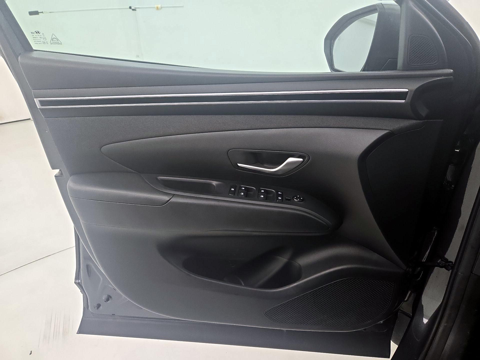 Thumbnail: 2023 Hyundai Tucson - 12