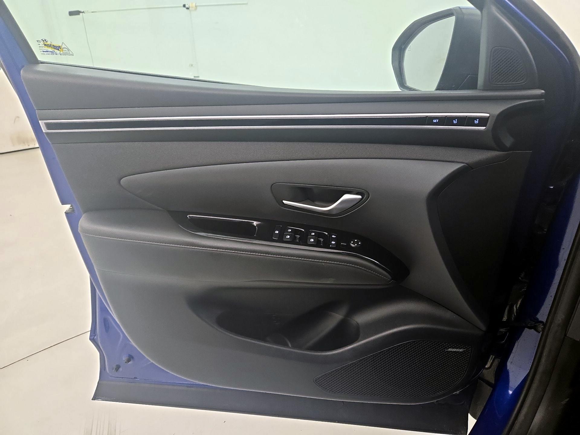 Thumbnail: 2023 Hyundai Tucson - 12