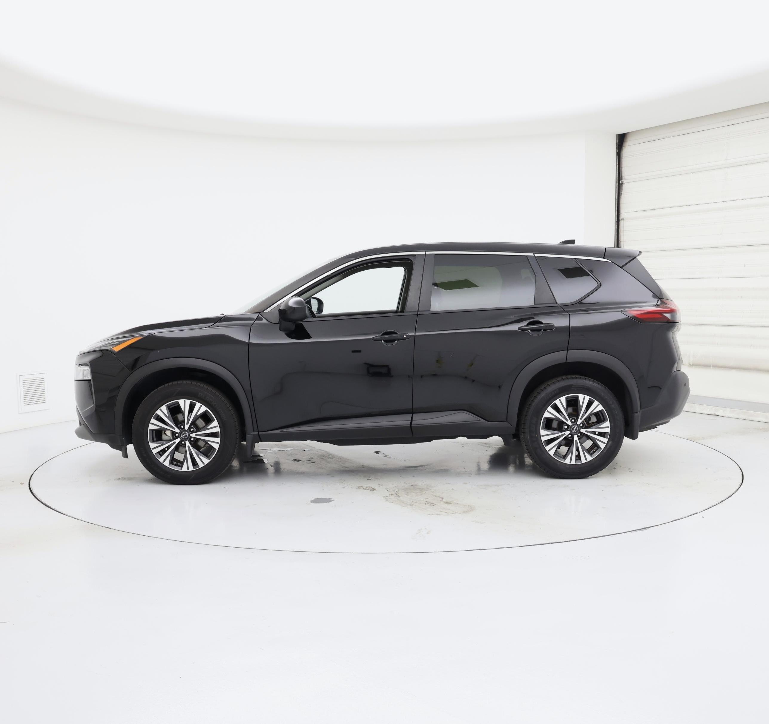 Thumbnail: 2023 Nissan Rogue - 3